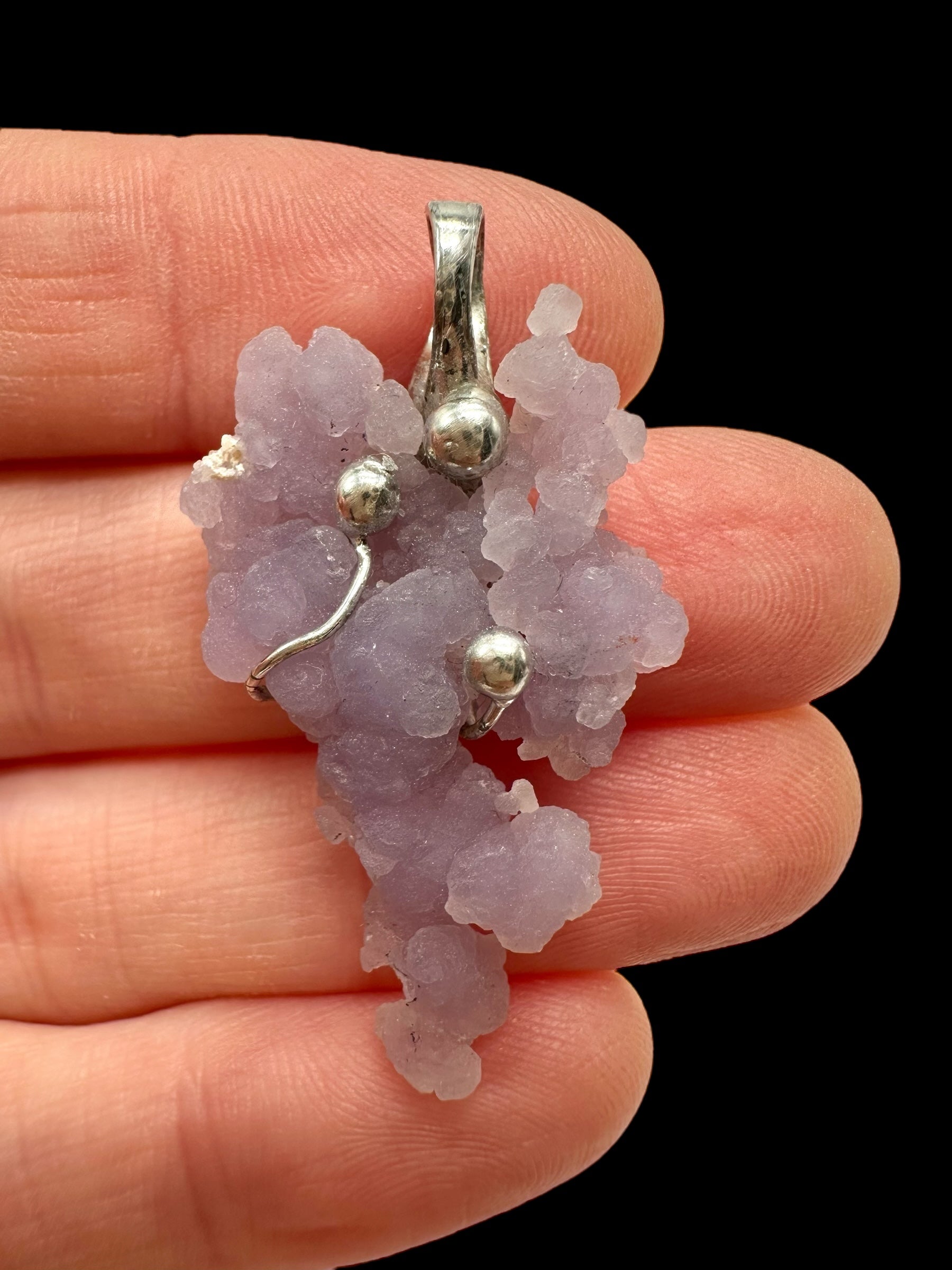 Grape chalcedony pendant