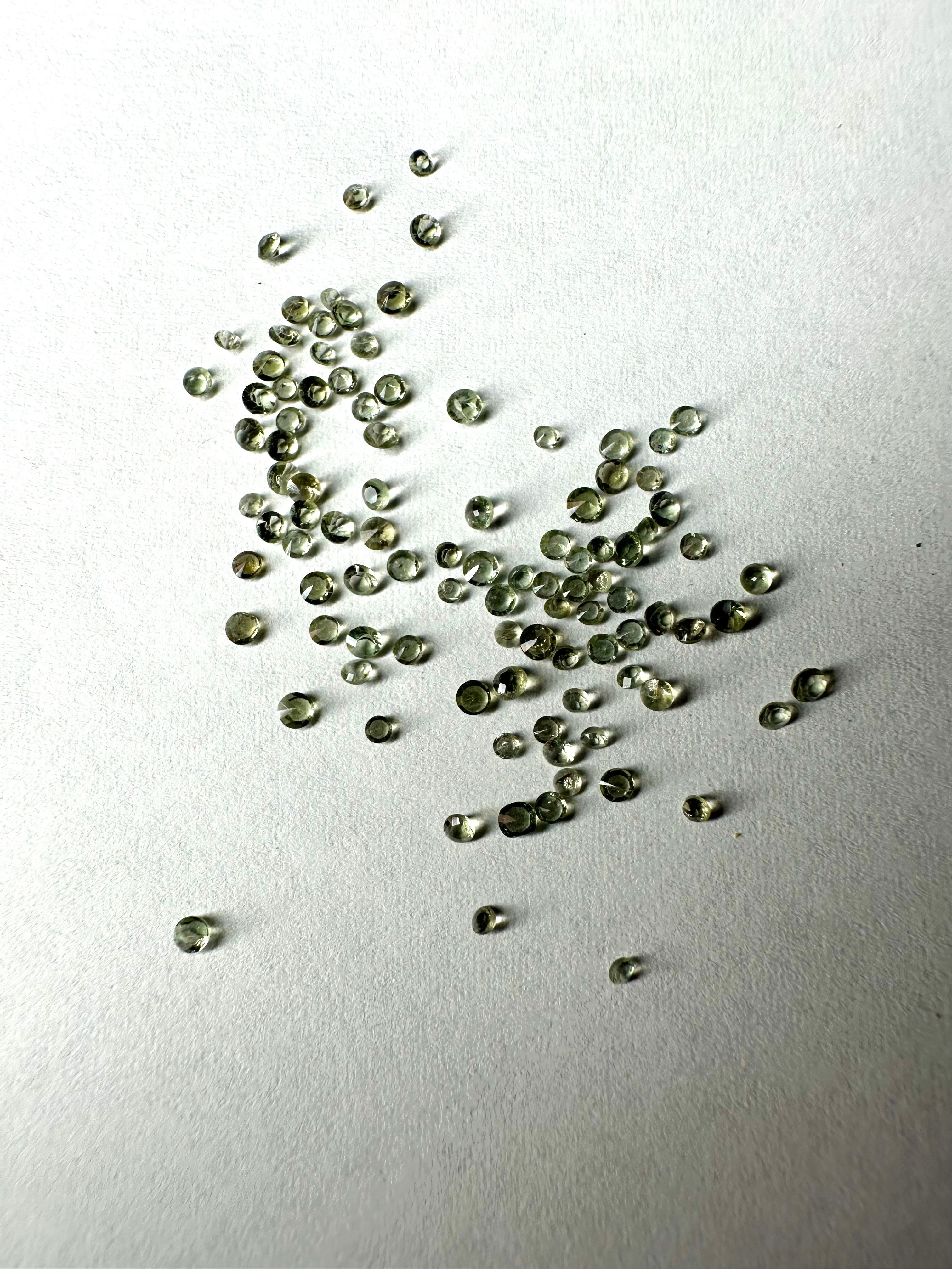 Faceted moldavites 1-2mm – 100 pcs - BV077