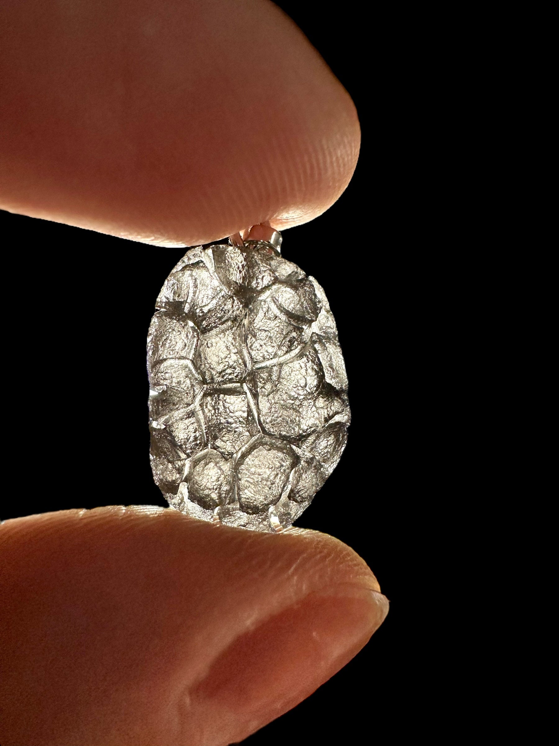 Pendant made from carpathian obsidian 1,6g - P/OB05