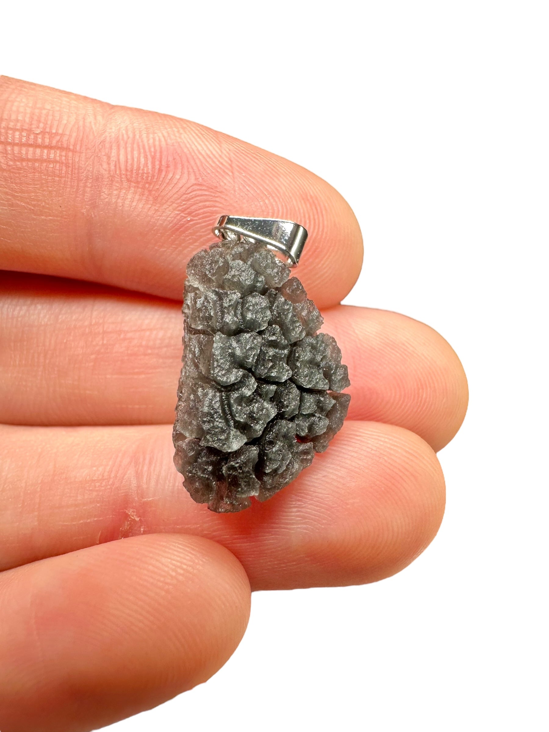 Pendant made from carpathian obsidian 2,5g - P/OB07