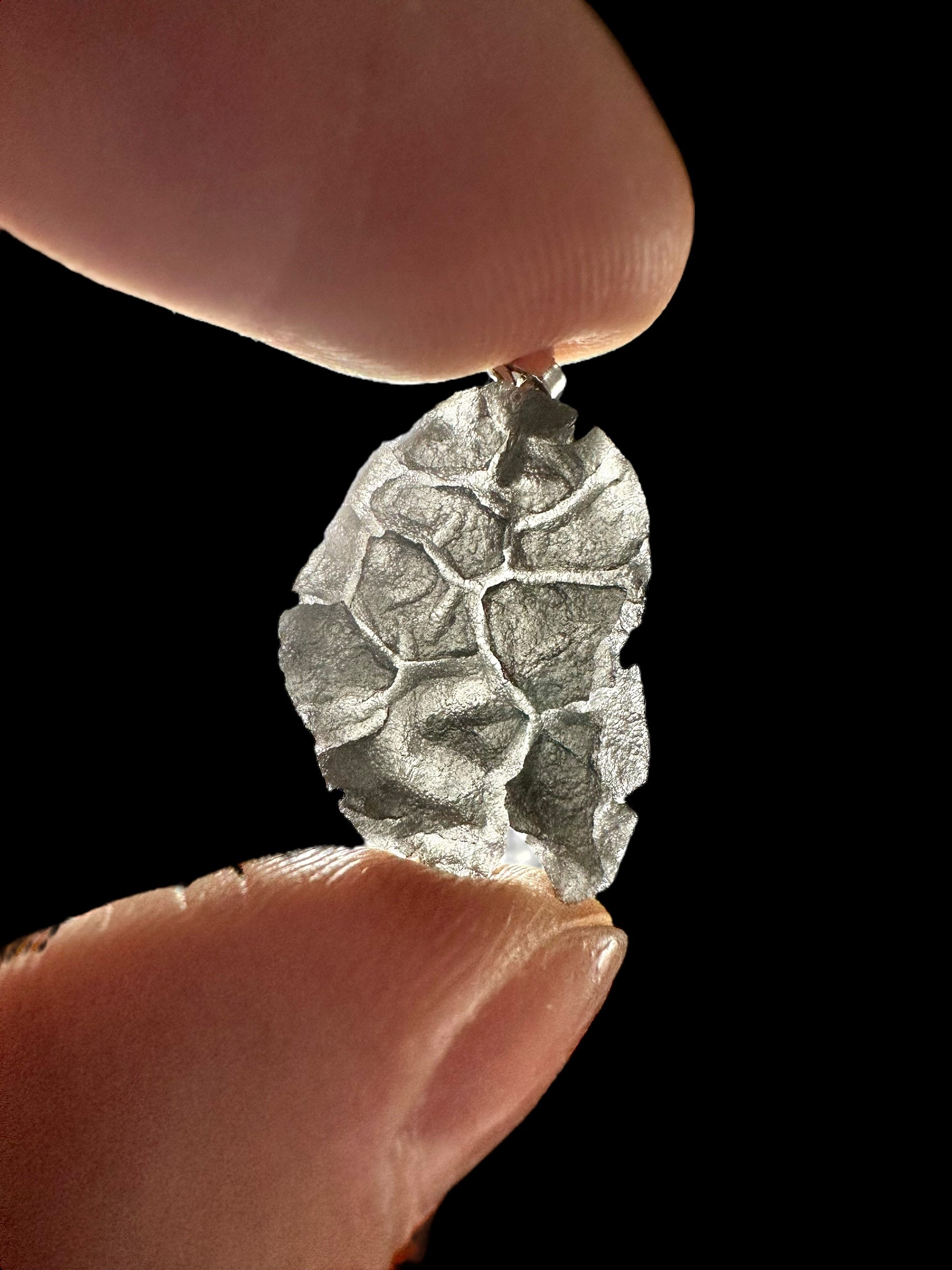 Pendant made from carpathian obsidian 1,5g - P/OB12