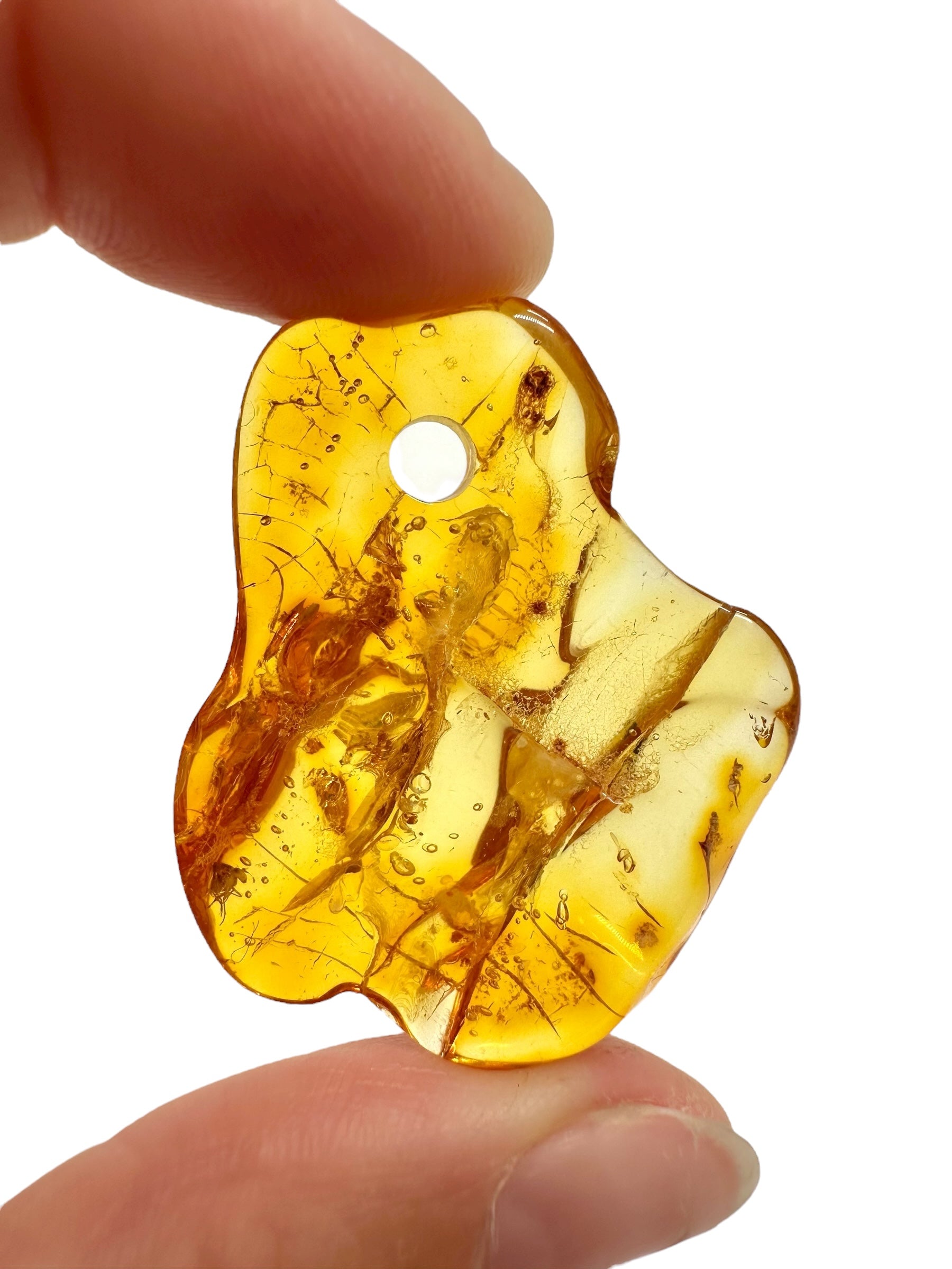 Amber with a drilled hole for hanging 4,4g – Lithuania - JND44