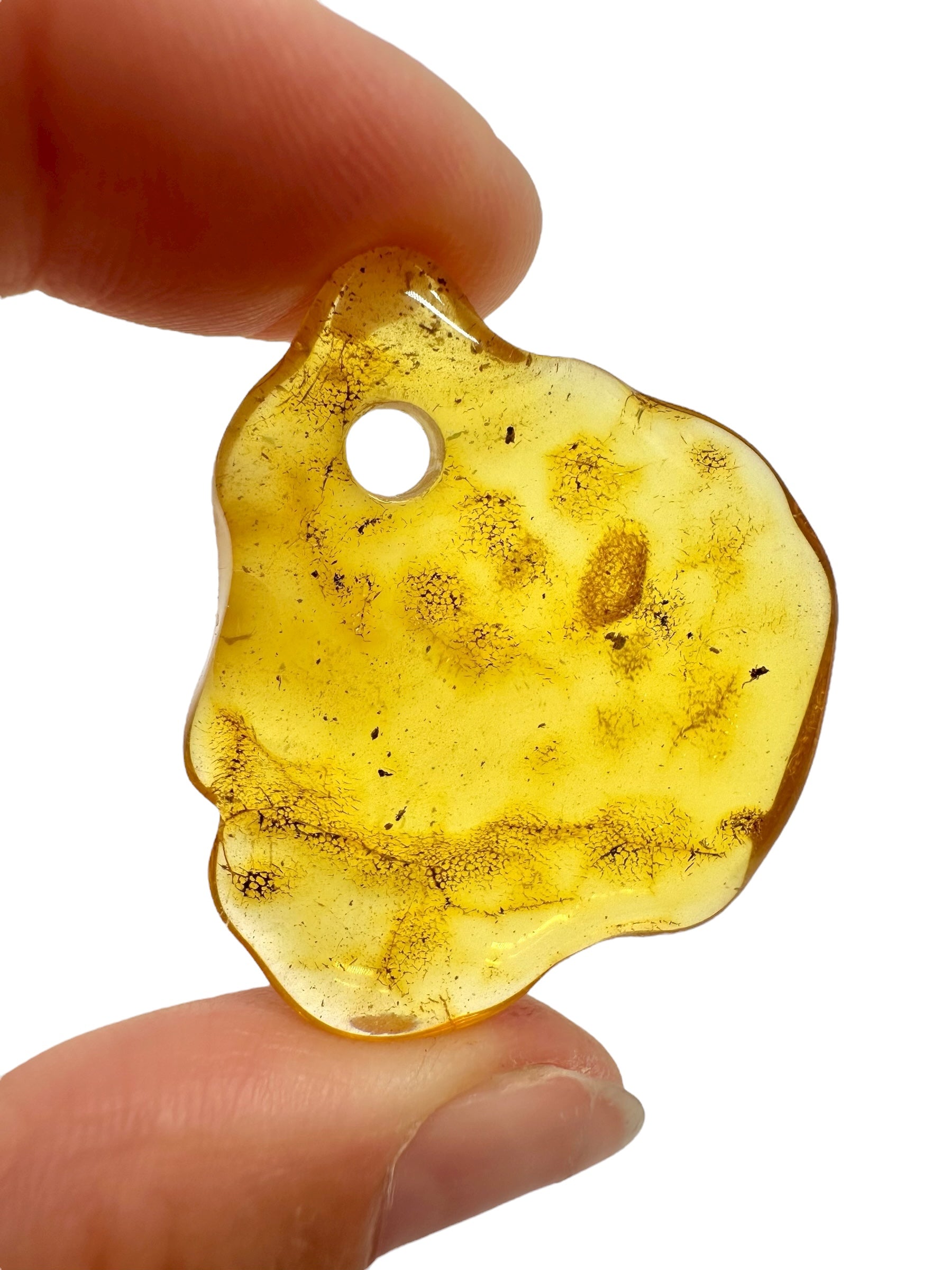 Amber with a drilled hole for hanging 4,3g – Lithuania - JND47