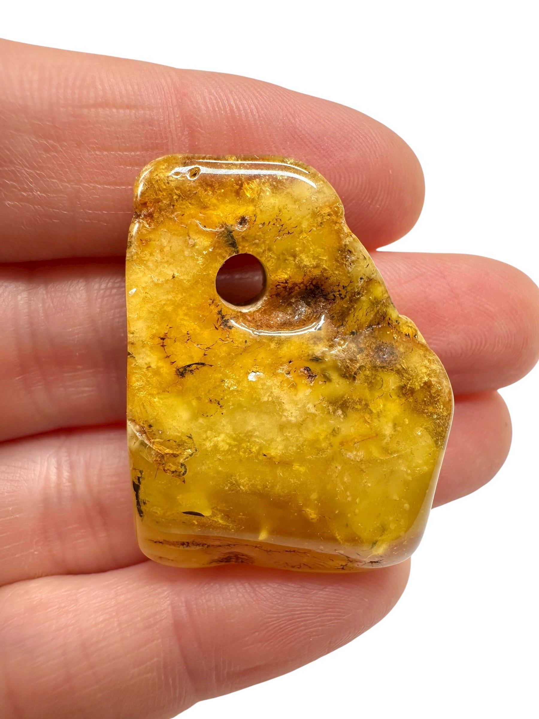 Amber with a drilled hole for hanging 4,5g – Lithuania - JND52