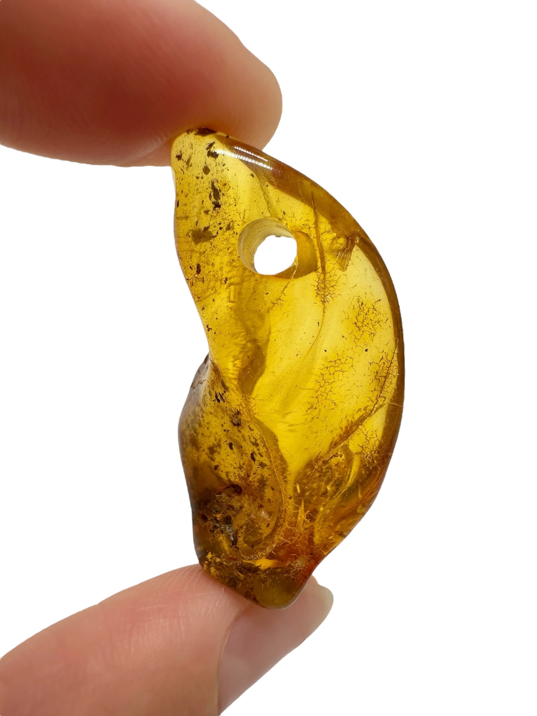Amber with a drilled hole for hanging 4,4g – Lithuania - JND53