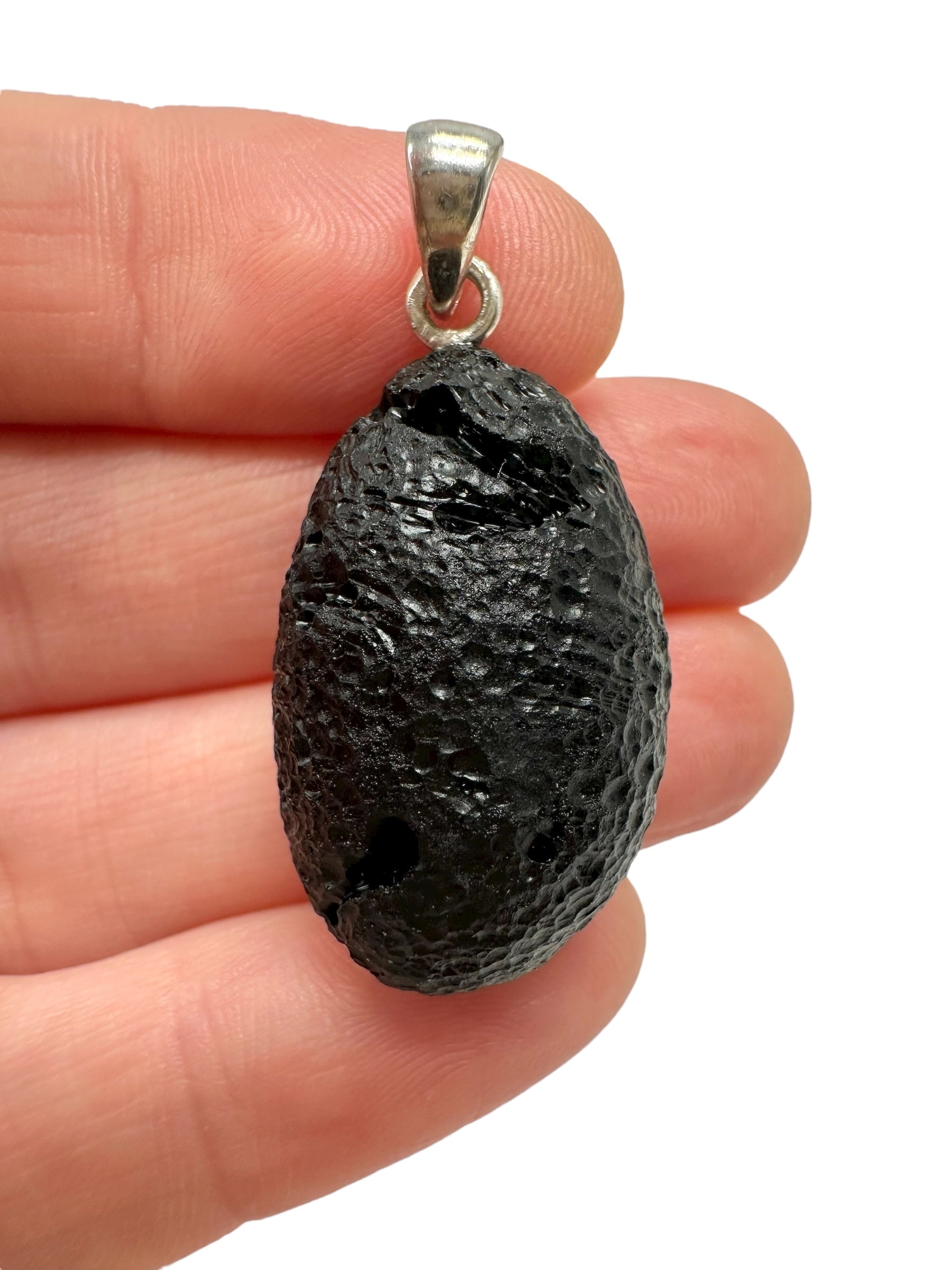 Silver bilitonite pendant 8g