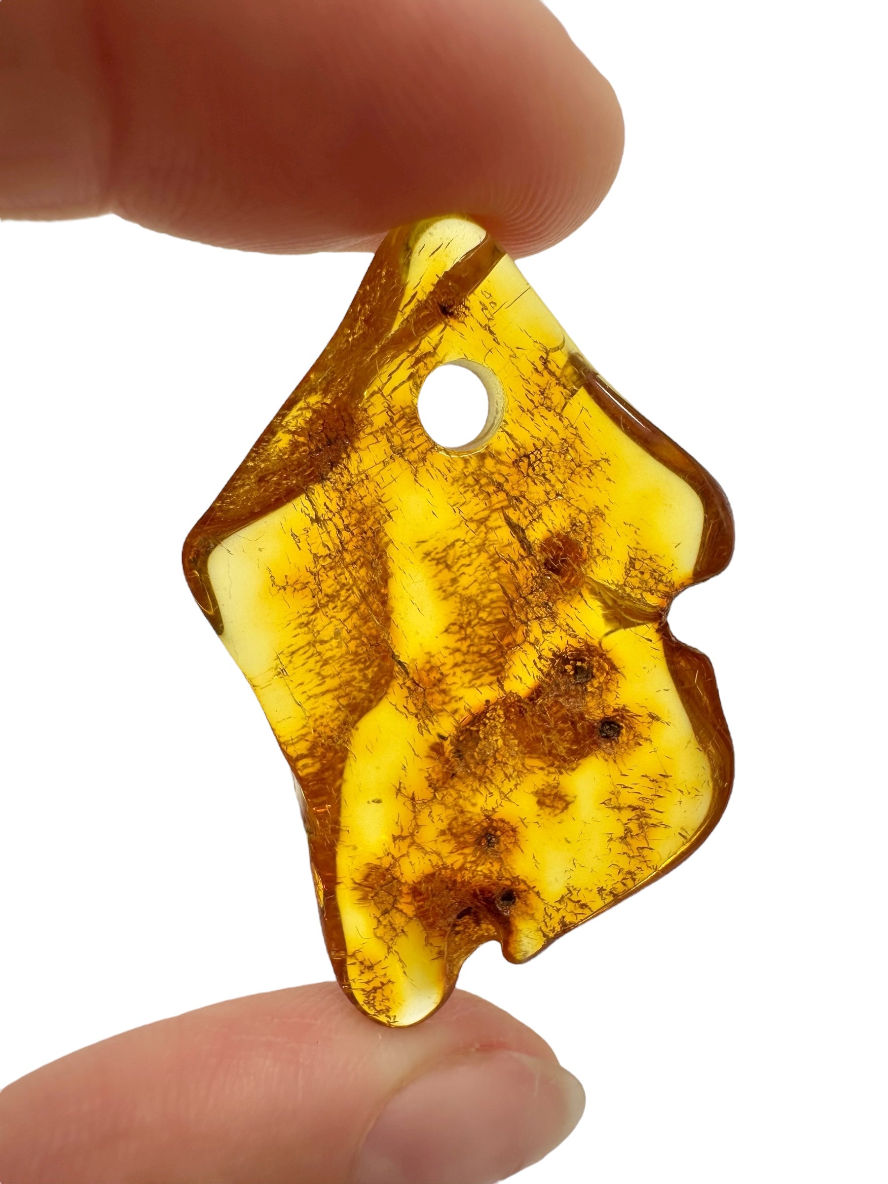 Amber with a drilled hole for hanging 3,9g – Lithuania - JND56