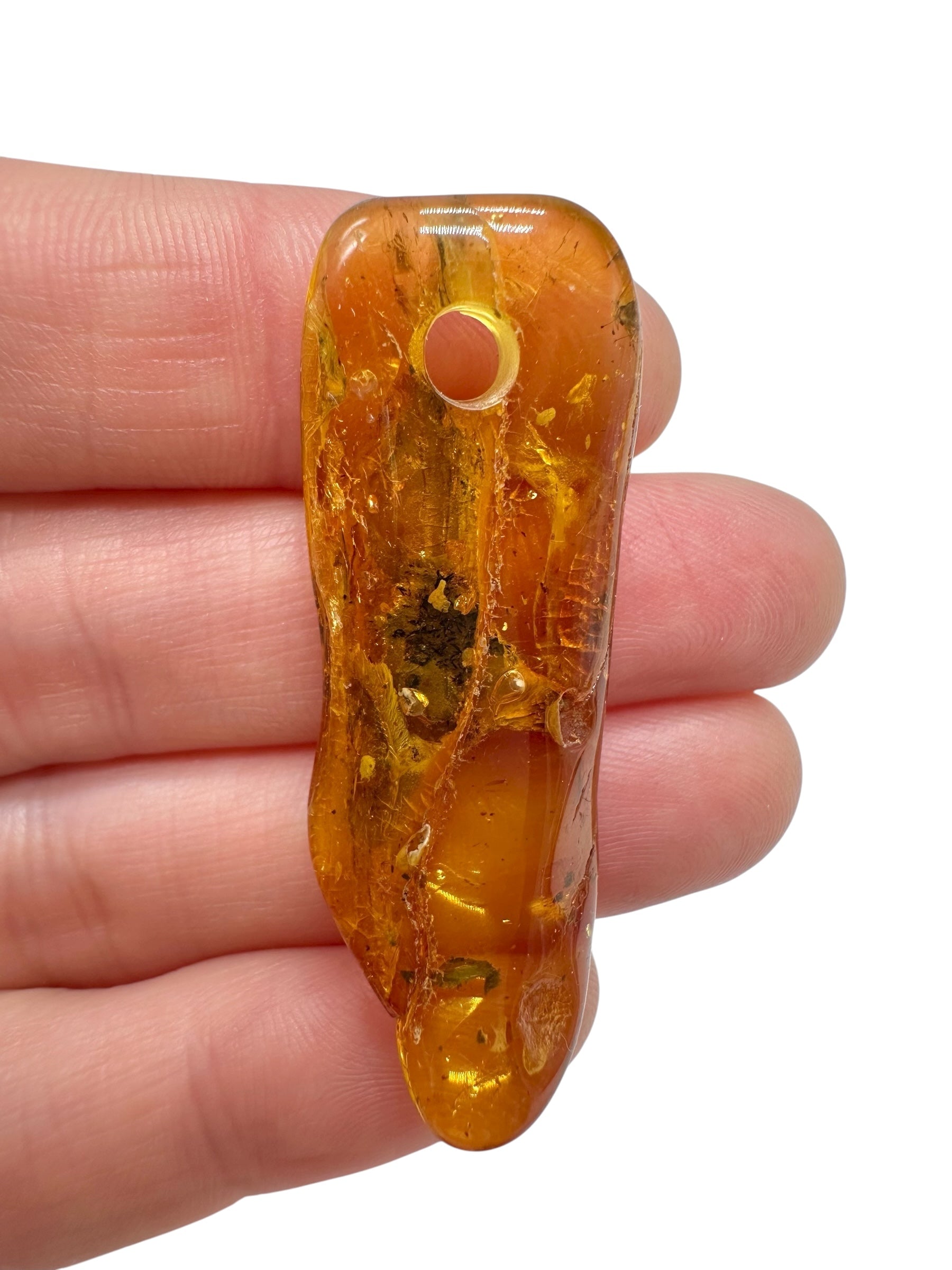 Amber with a drilled hole for hanging 3,1g – Lithuania - JND57
