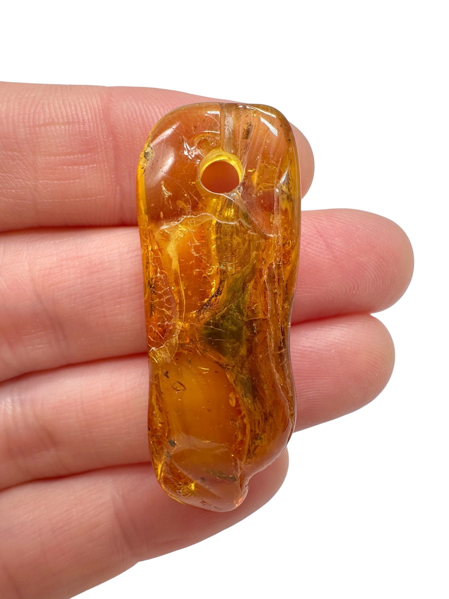 Amber with a drilled hole for hanging 3,1g – Lithuania