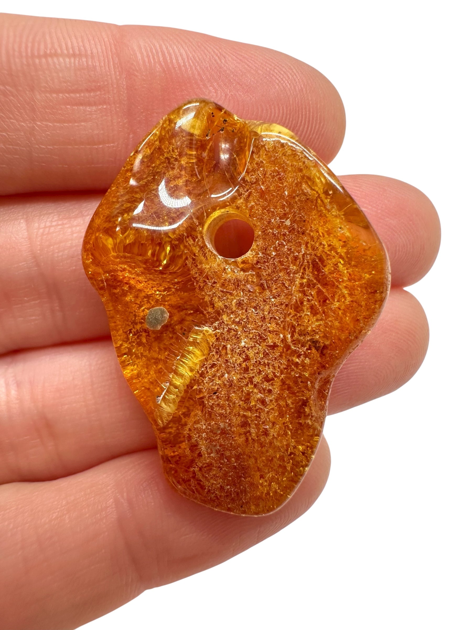 Amber with a drilled hole for hanging 3g – Lithuania - JND63
