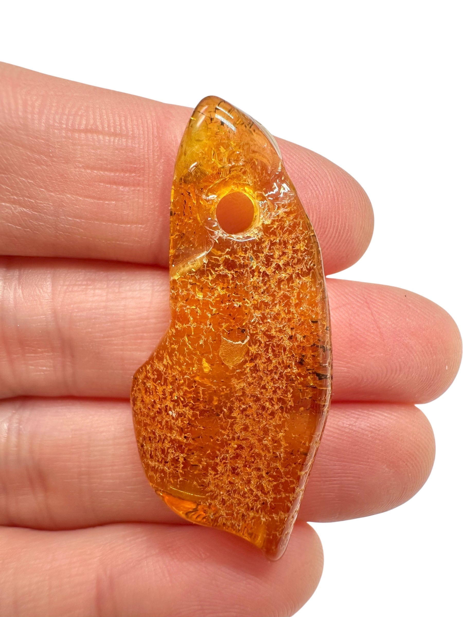 Amber with a drilled hole for hanging 2,4g – Lithuania