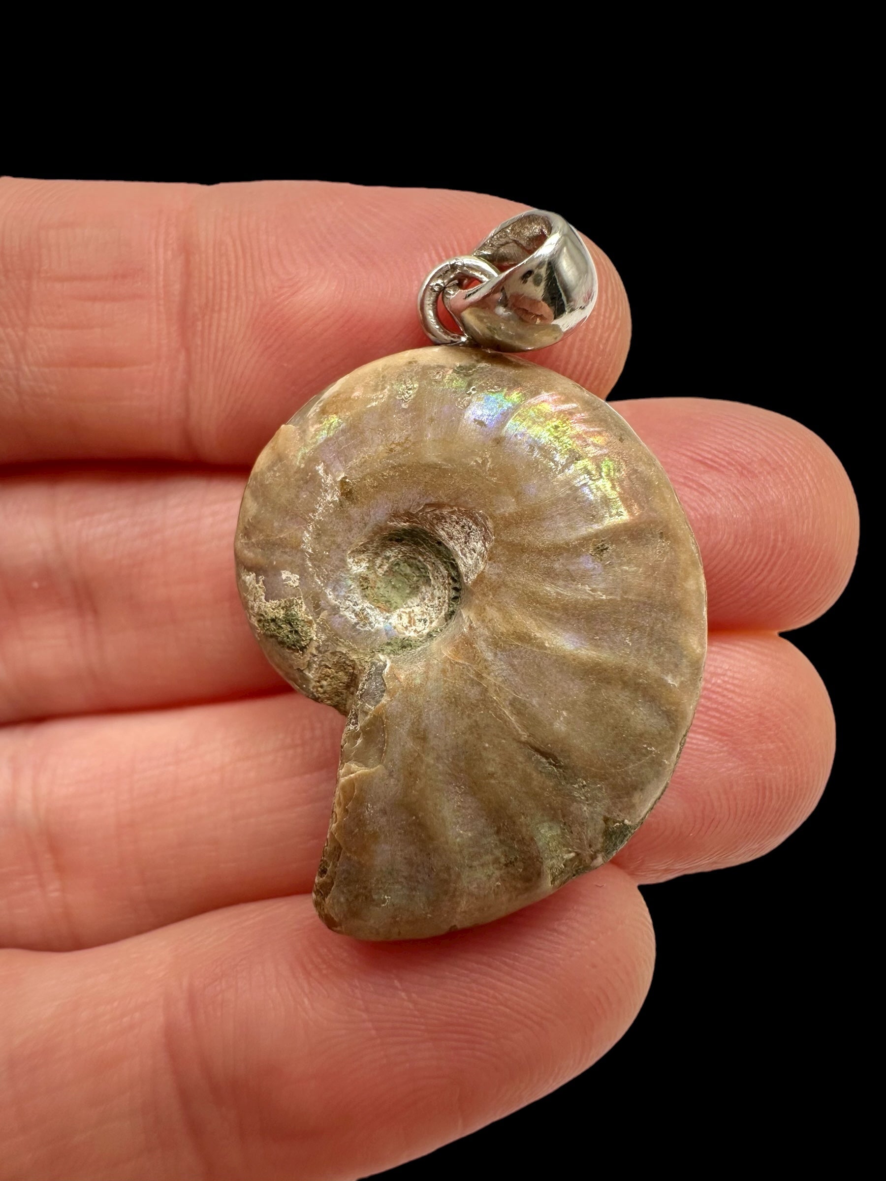 Silver ammonite pendant 6,8g – Madagascar