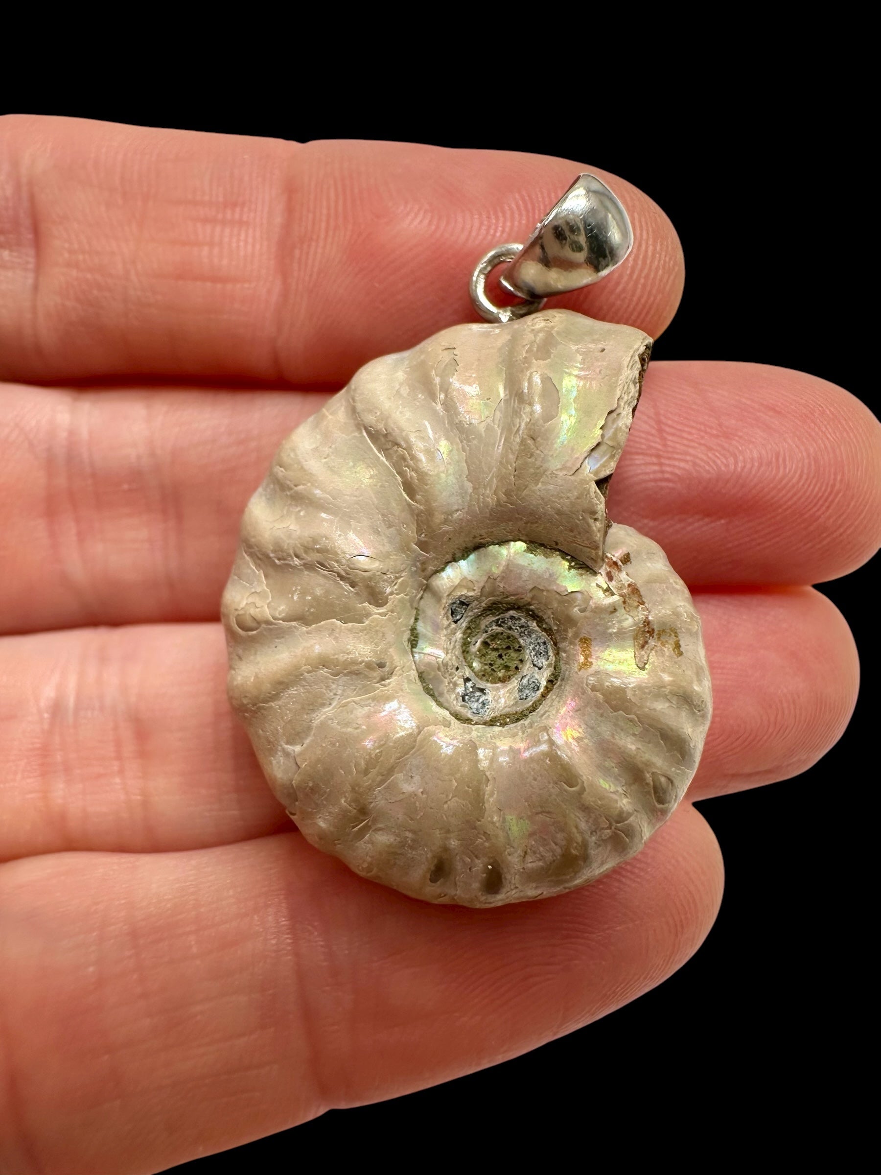 Silver ammonite pendant 9g – Madagascar