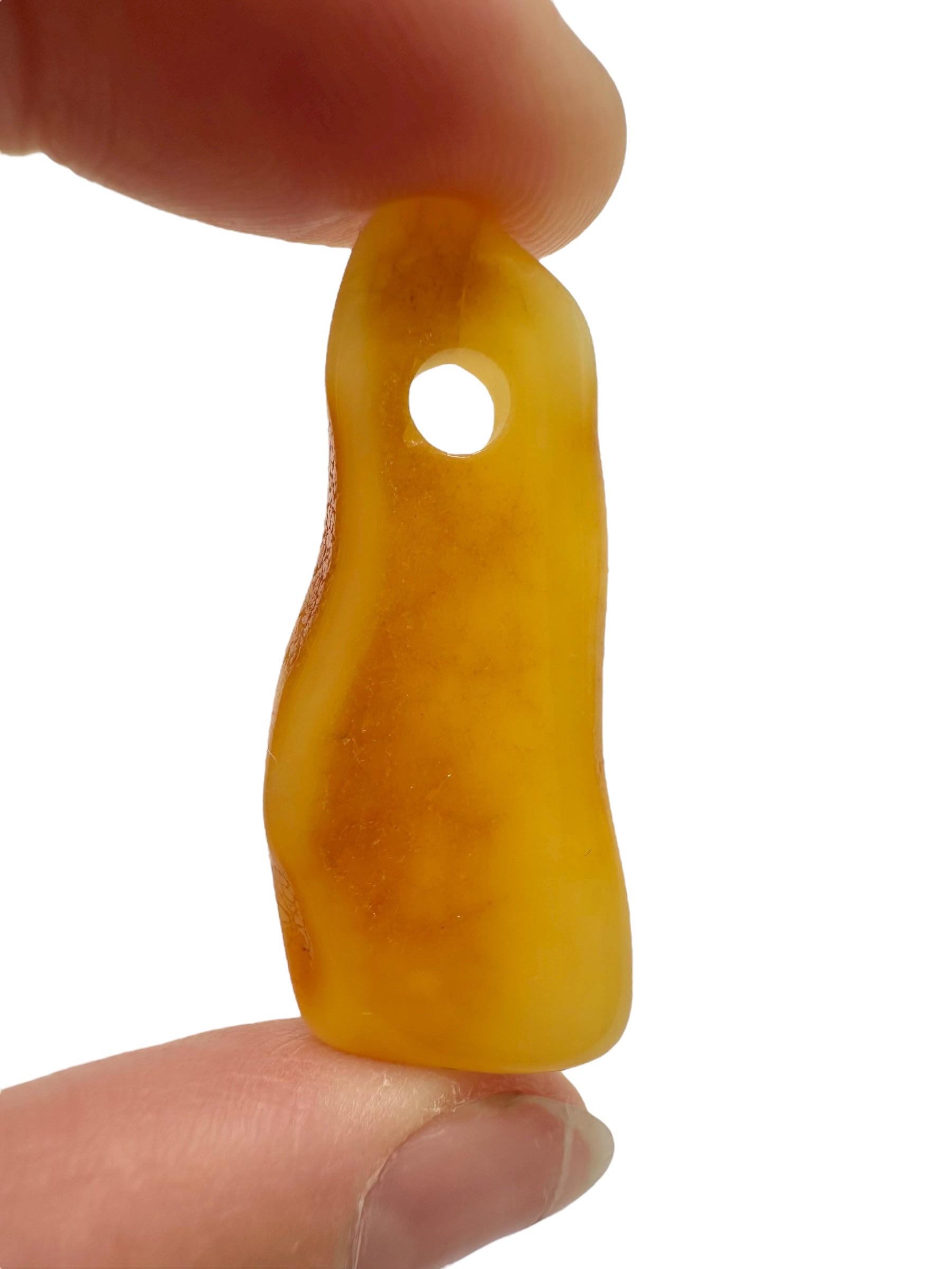 Amber with a drilled hole for hanging 2,4g – Lithuania - JND77