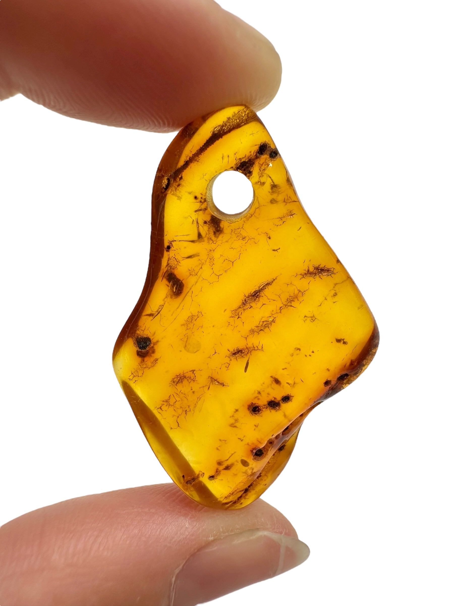 Amber with a drilled hole for hanging 3,6g – Lithuania - JND78