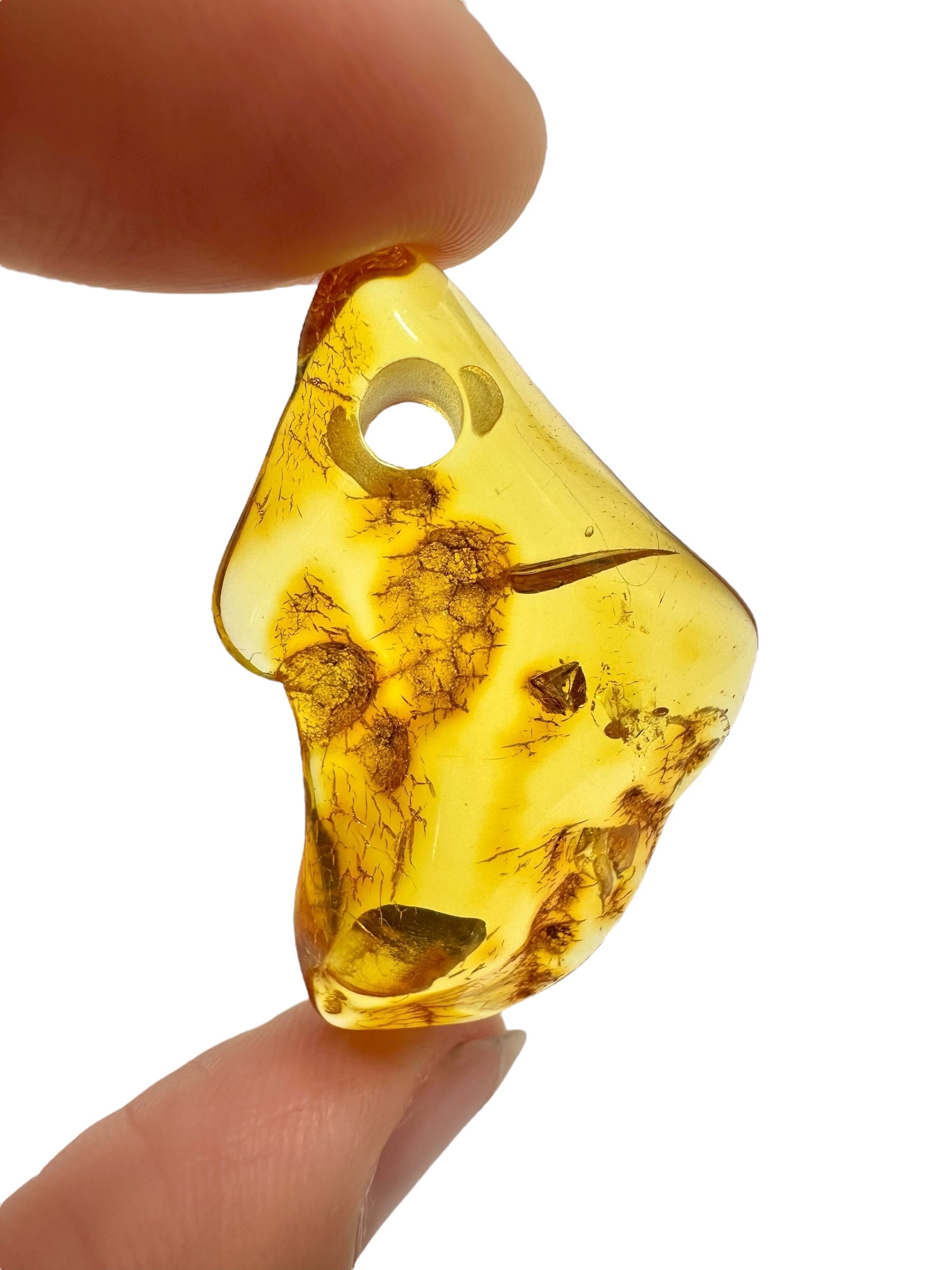 Amber with a drilled hole for hanging 3,1g – Lithuania - JND82