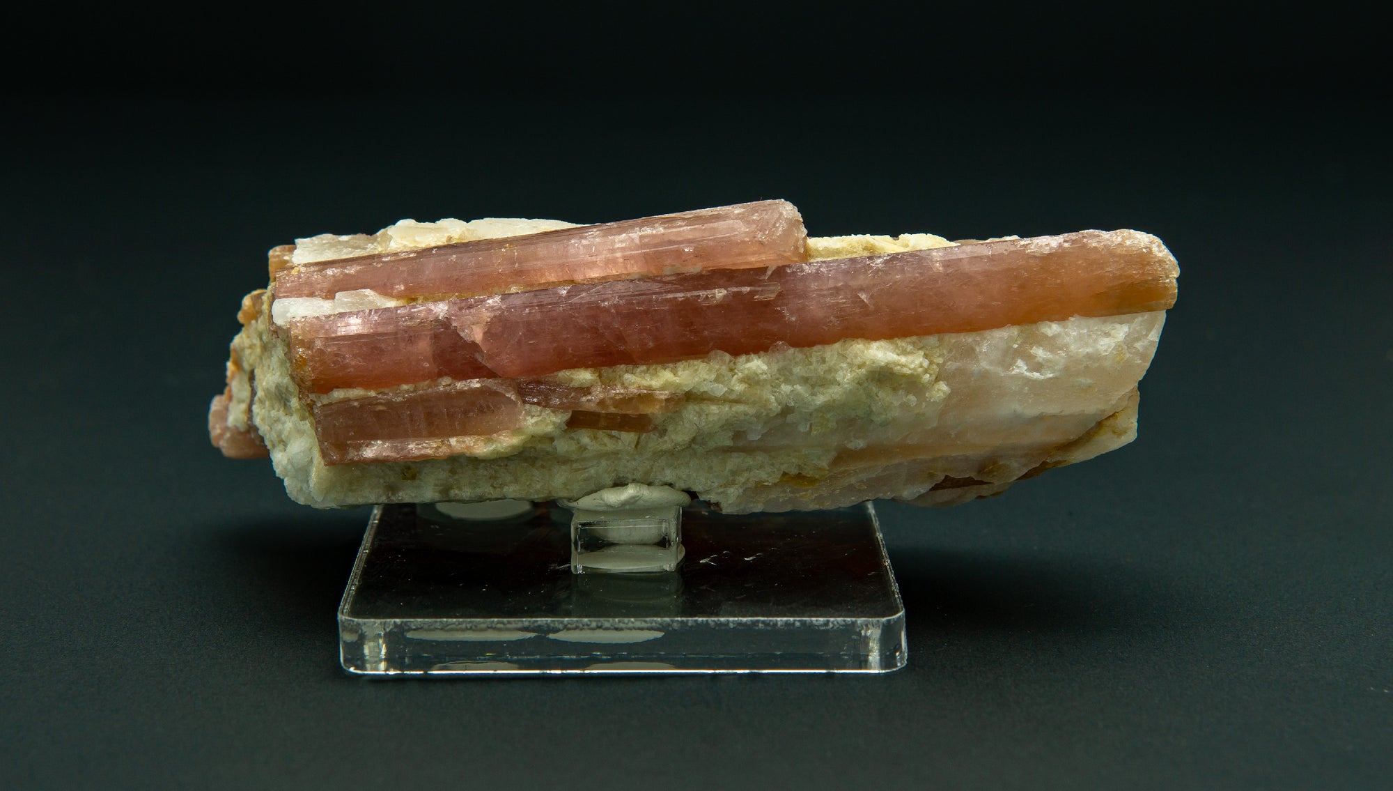 Rubellite – Minas Gerais, Brazil