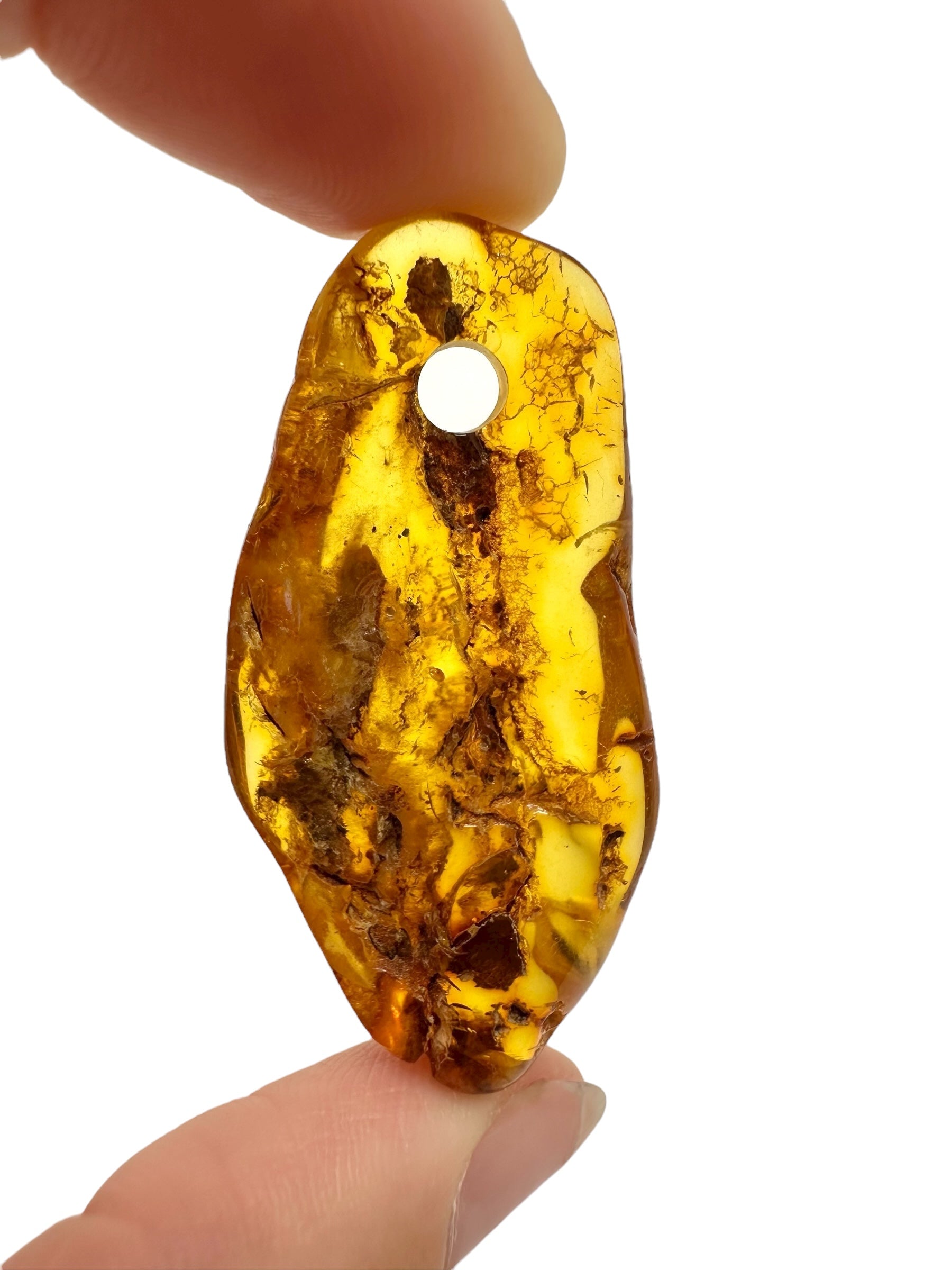Amber with a drilled hole for hanging 4,4g – Lithuania - JND83
