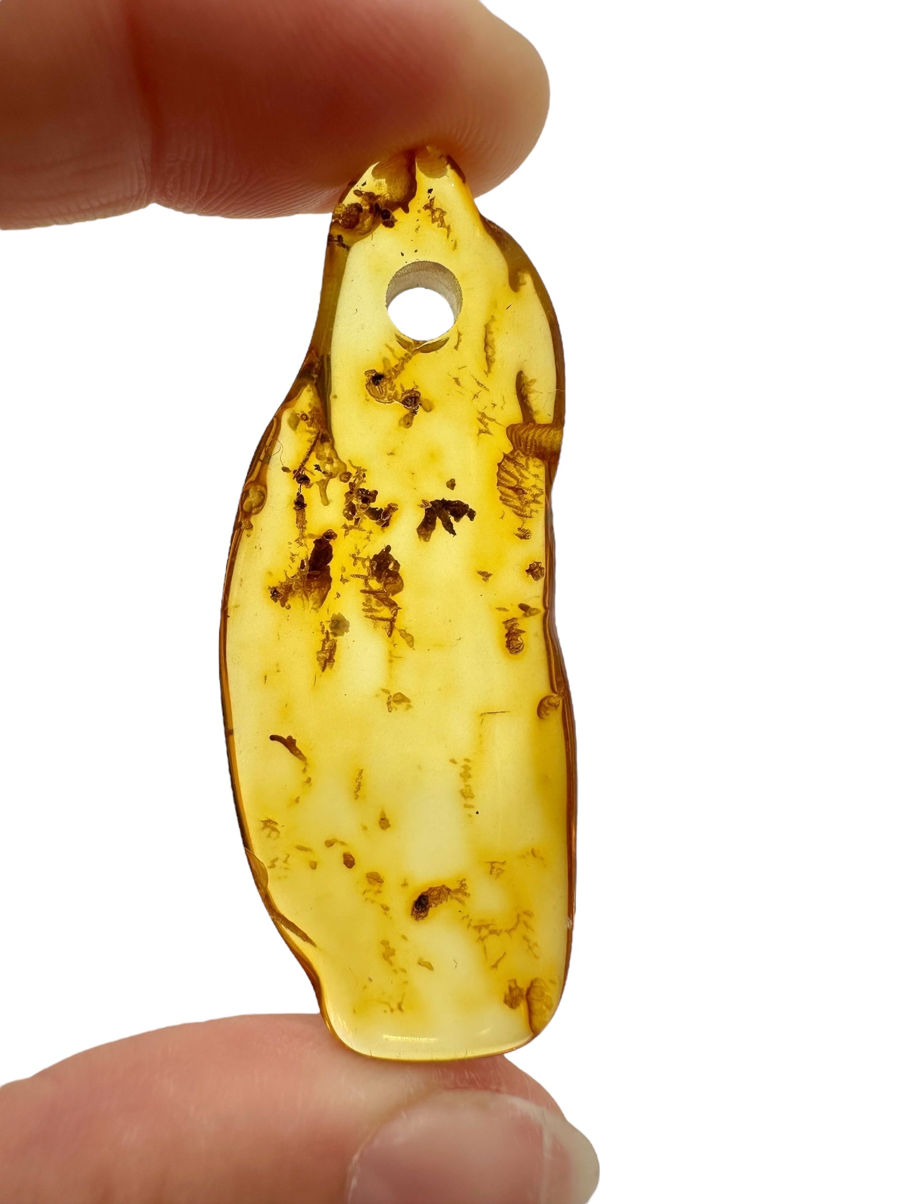 Amber with a drilled hole for hanging 3,5g – Lithuania - JND91