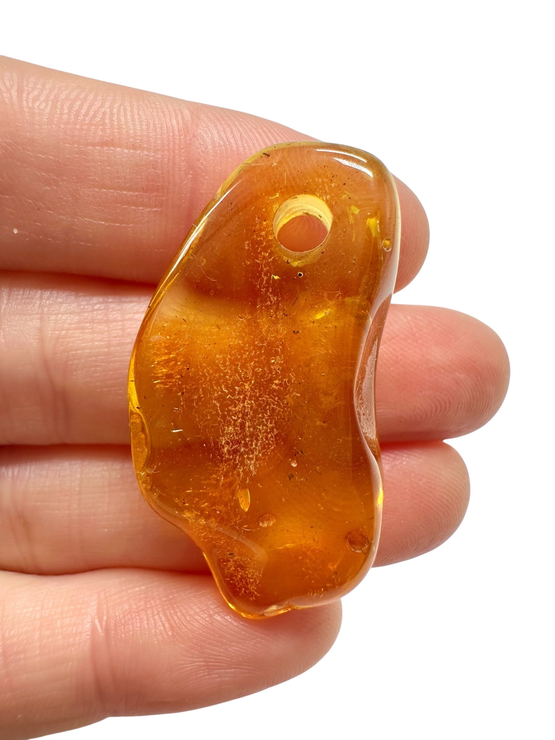 Amber with a drilled hole for hanging 3,3g – Lithuania - JND95