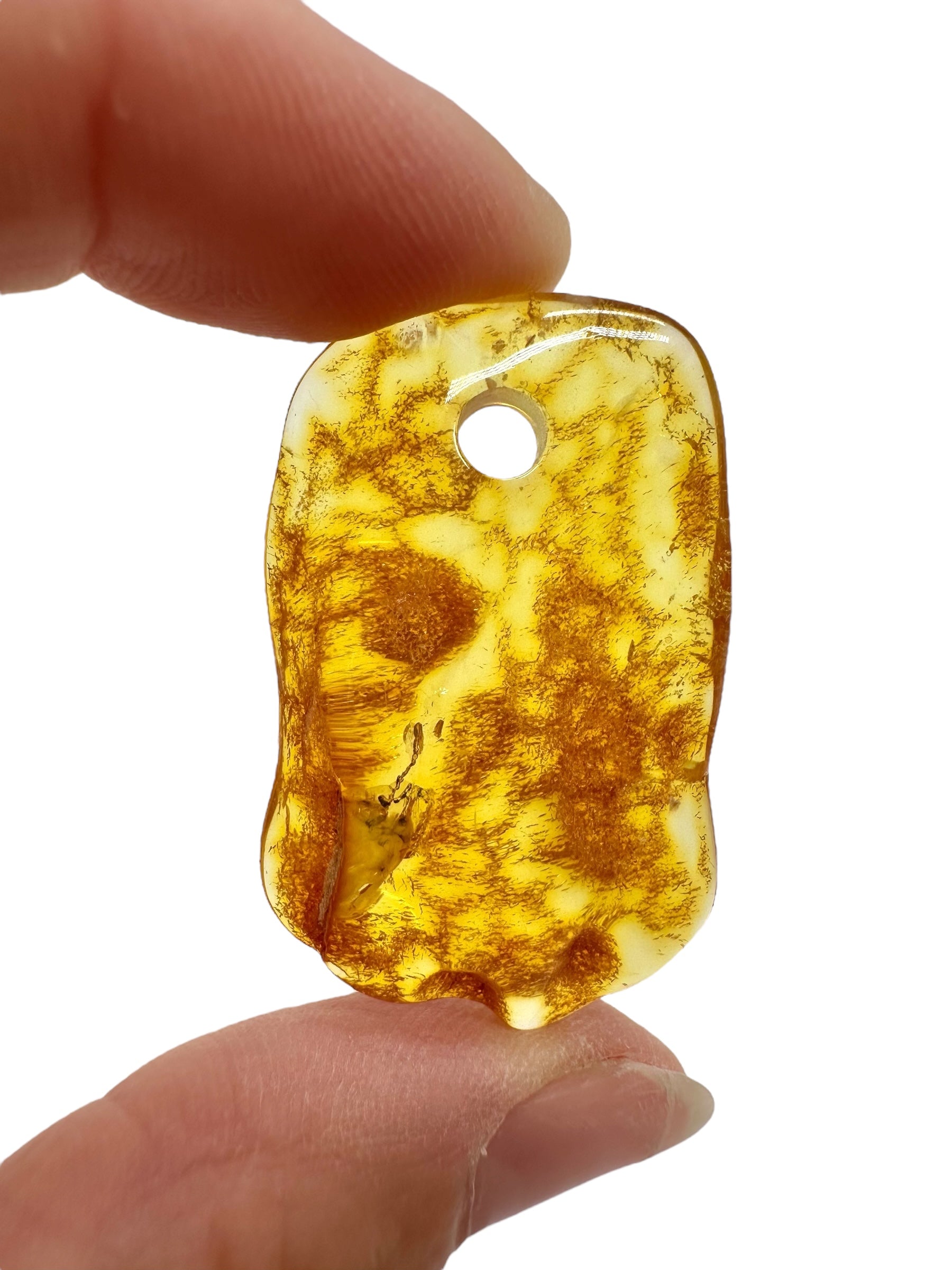 Amber with a drilled hole for hanging 3,1g – Lithuania - JND98