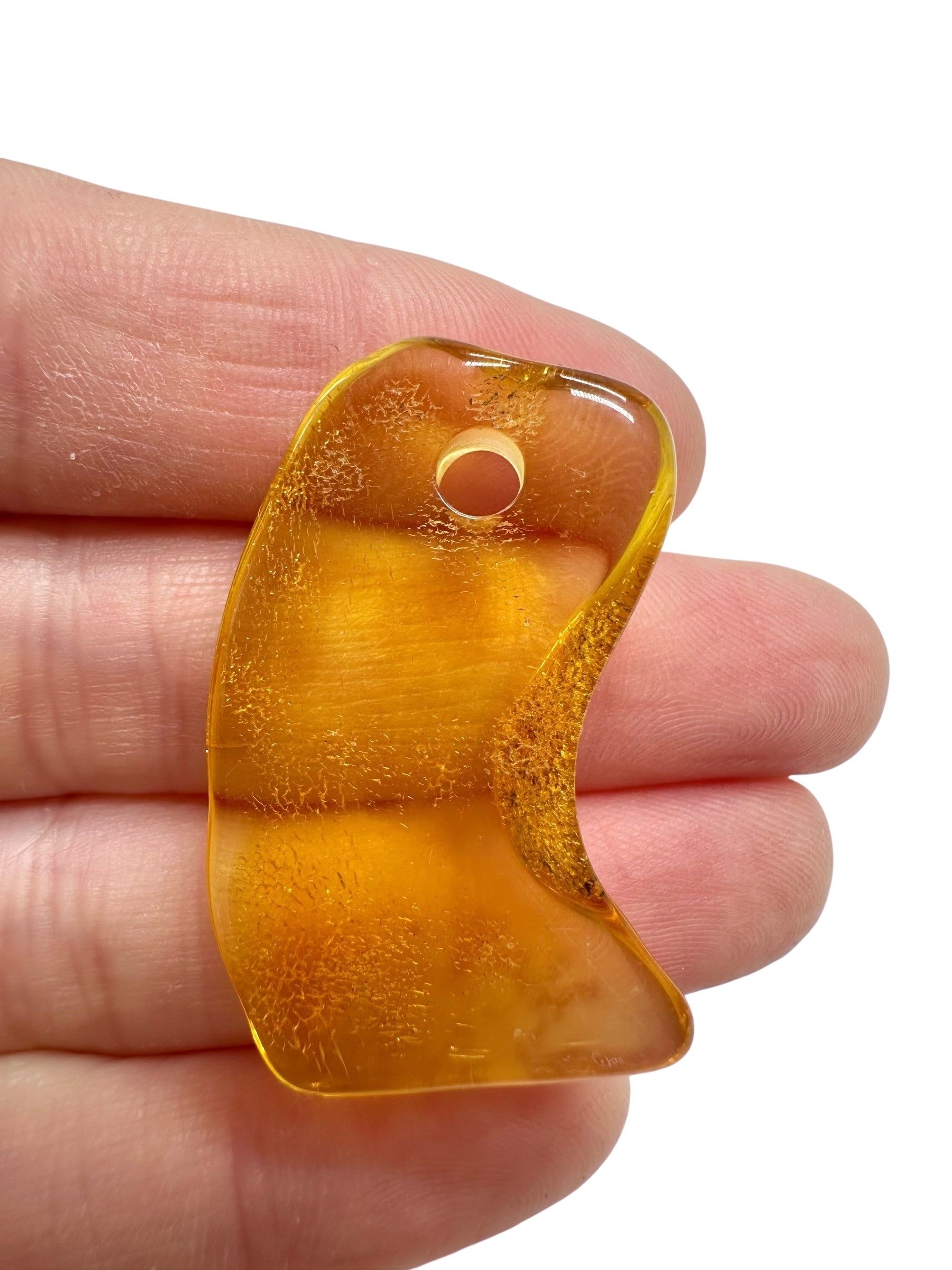 Amber with a drilled hole for hanging 2,5g – Lithuania - JND99