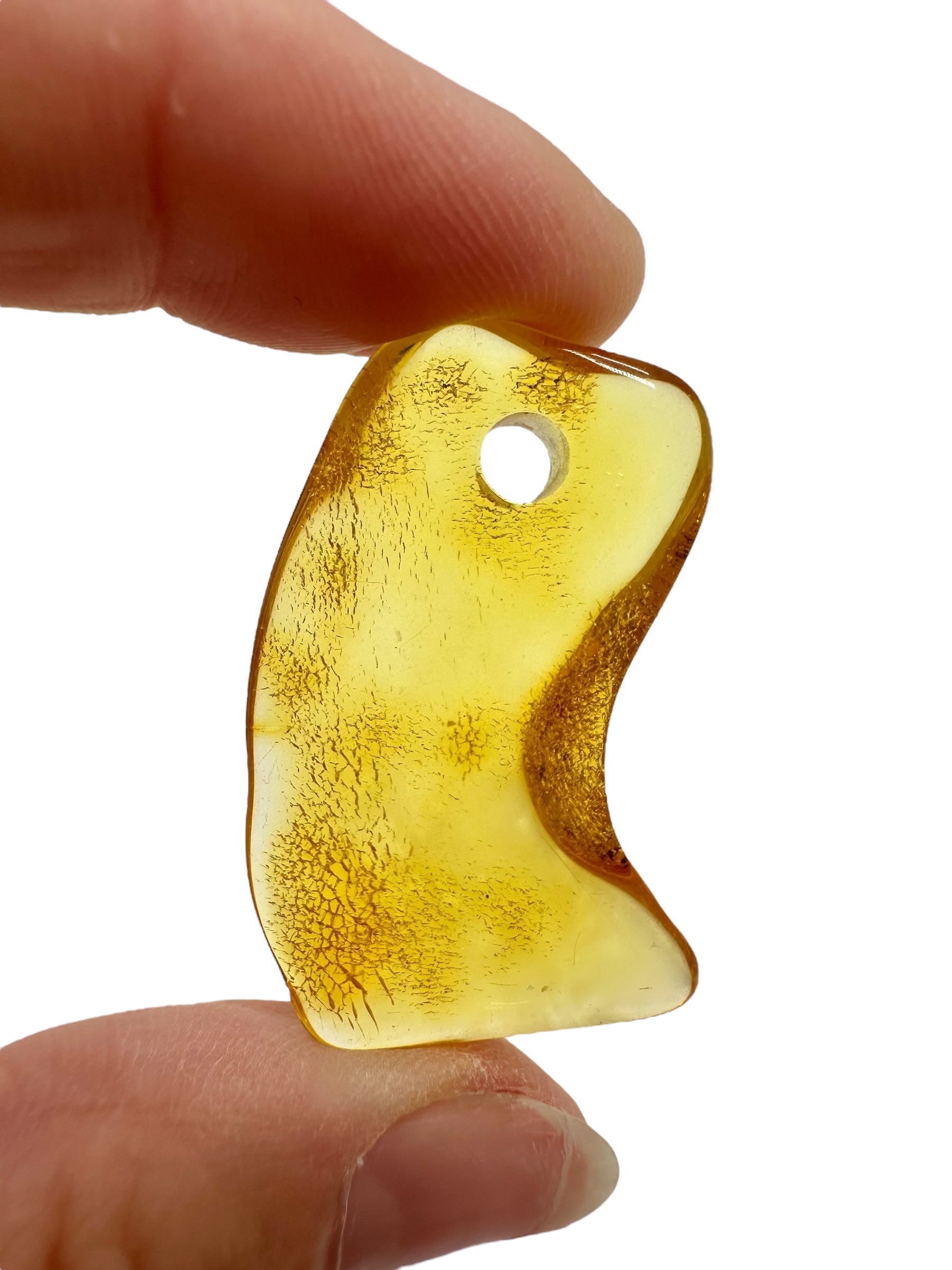 Amber with a drilled hole for hanging 2,5g – Lithuania - JND99