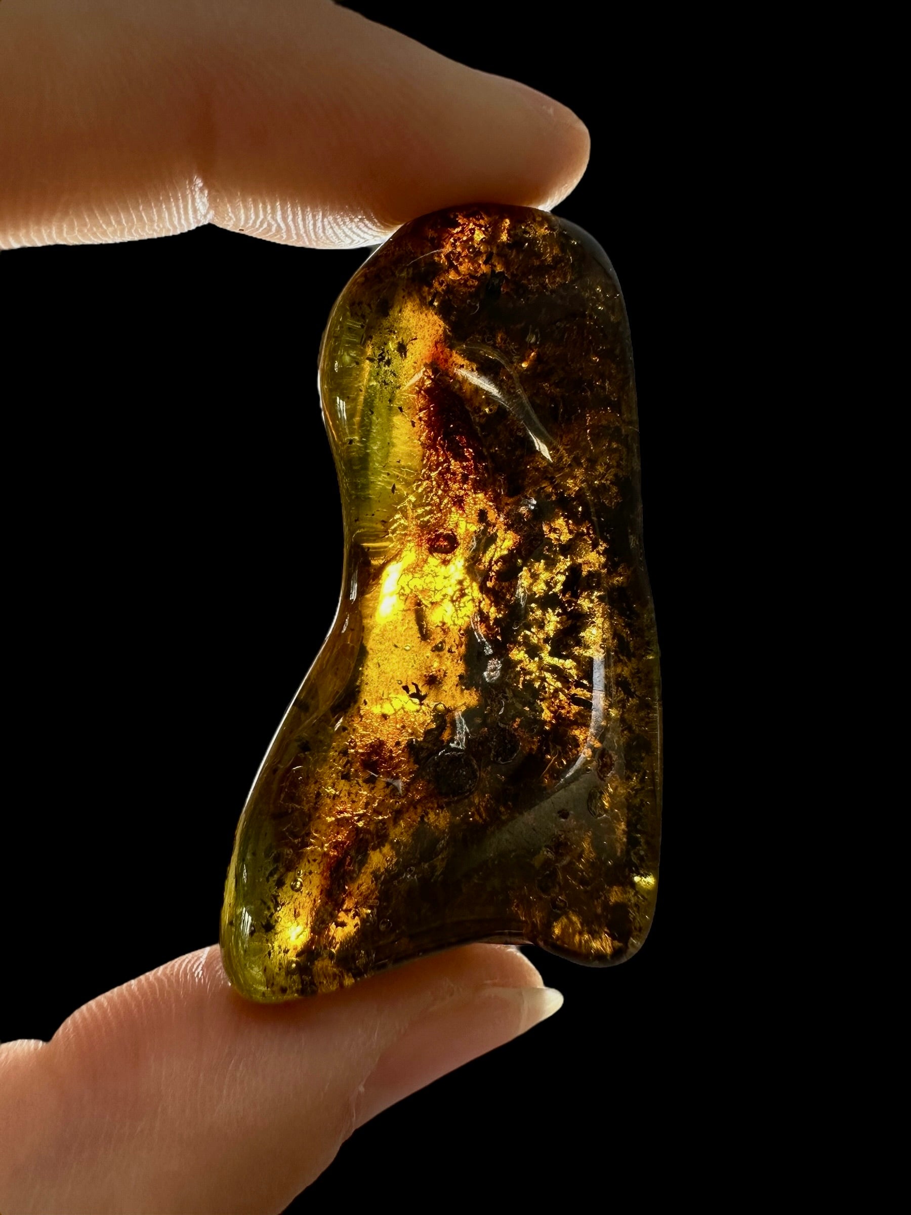 Amber 8g – Lithuania - JN681