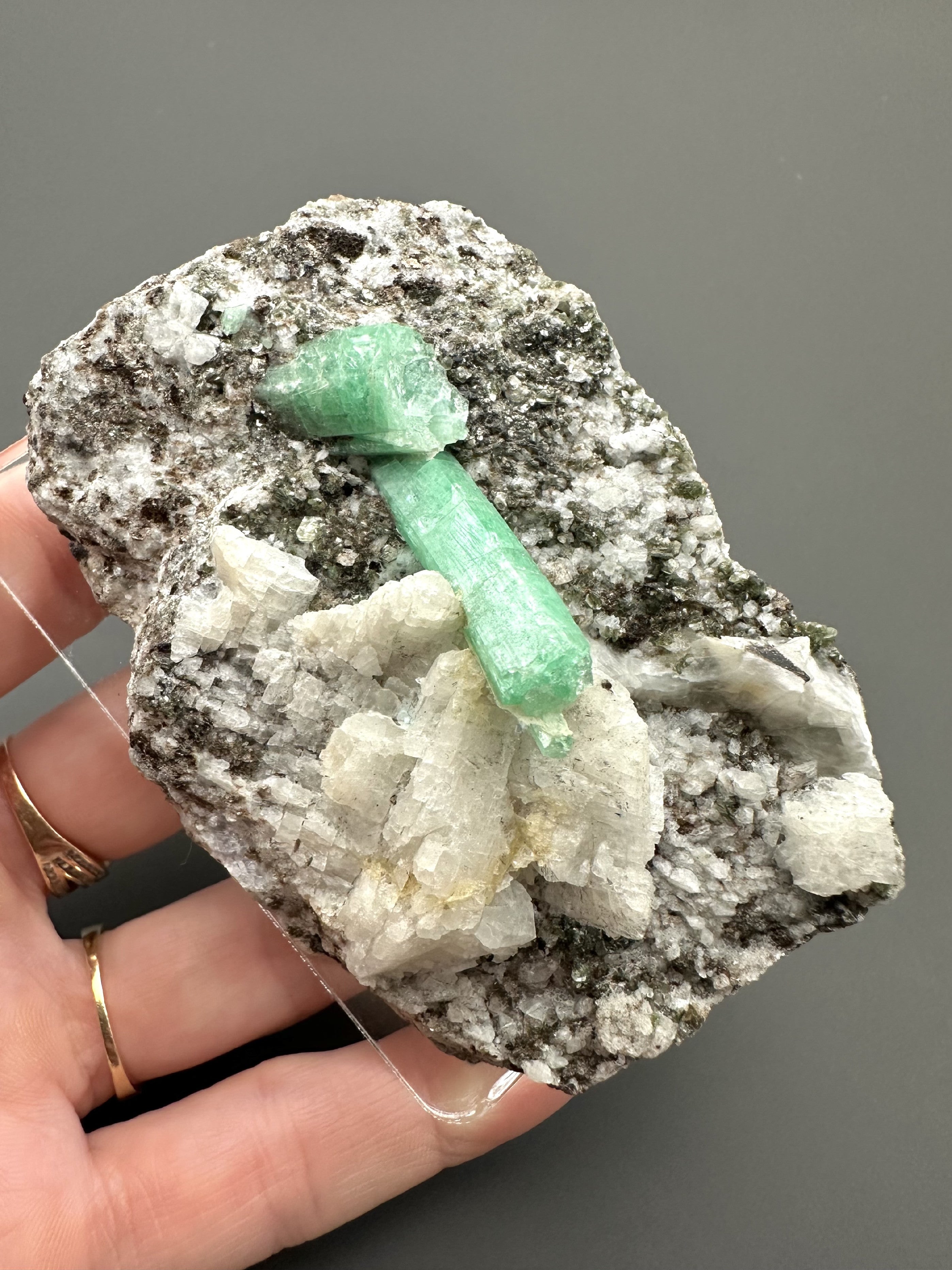 Emerald – Dayakou, China - SM007