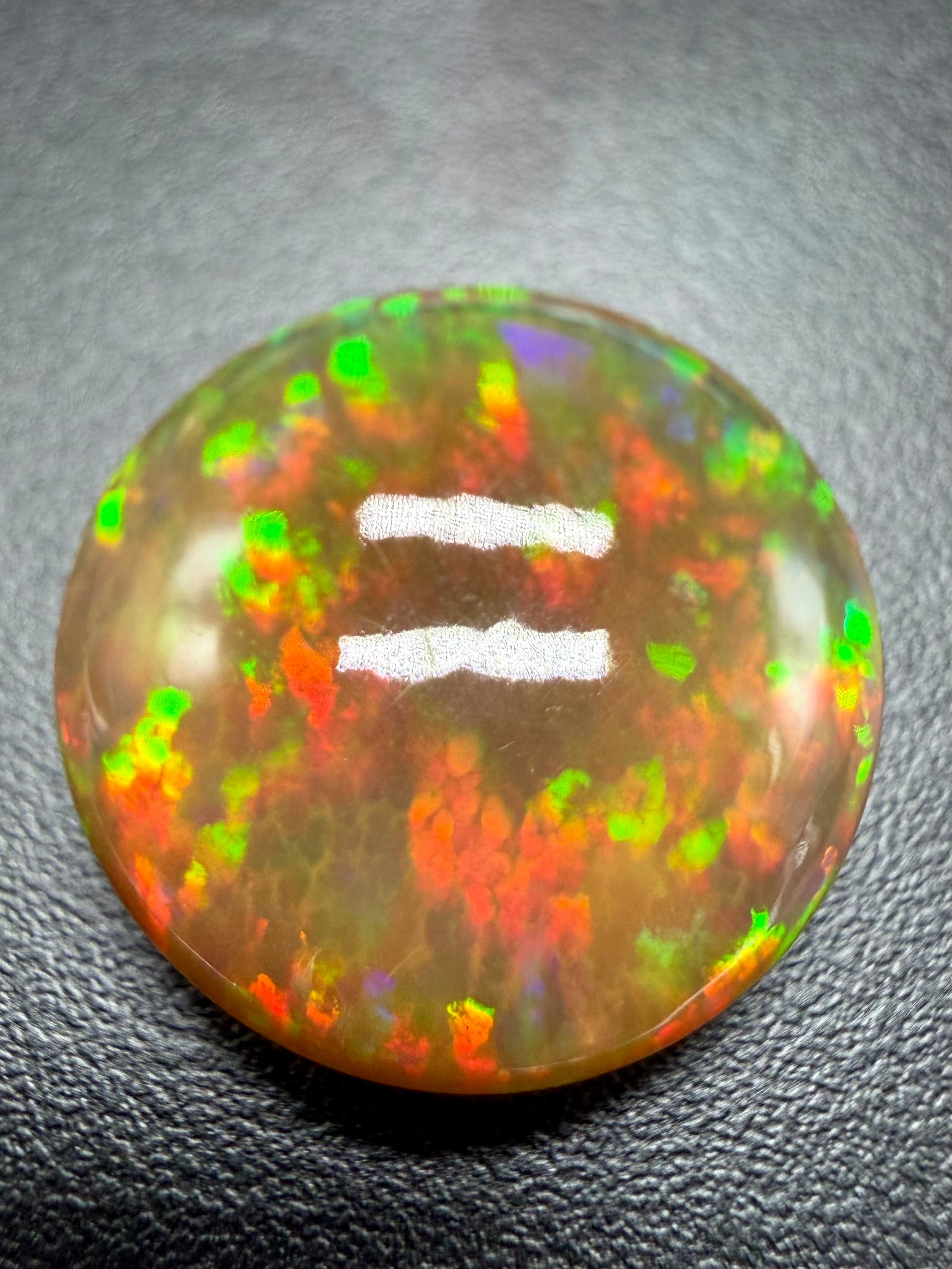Precious opal cabochon 17,7ct – Welo, Ethiopia - OPK001