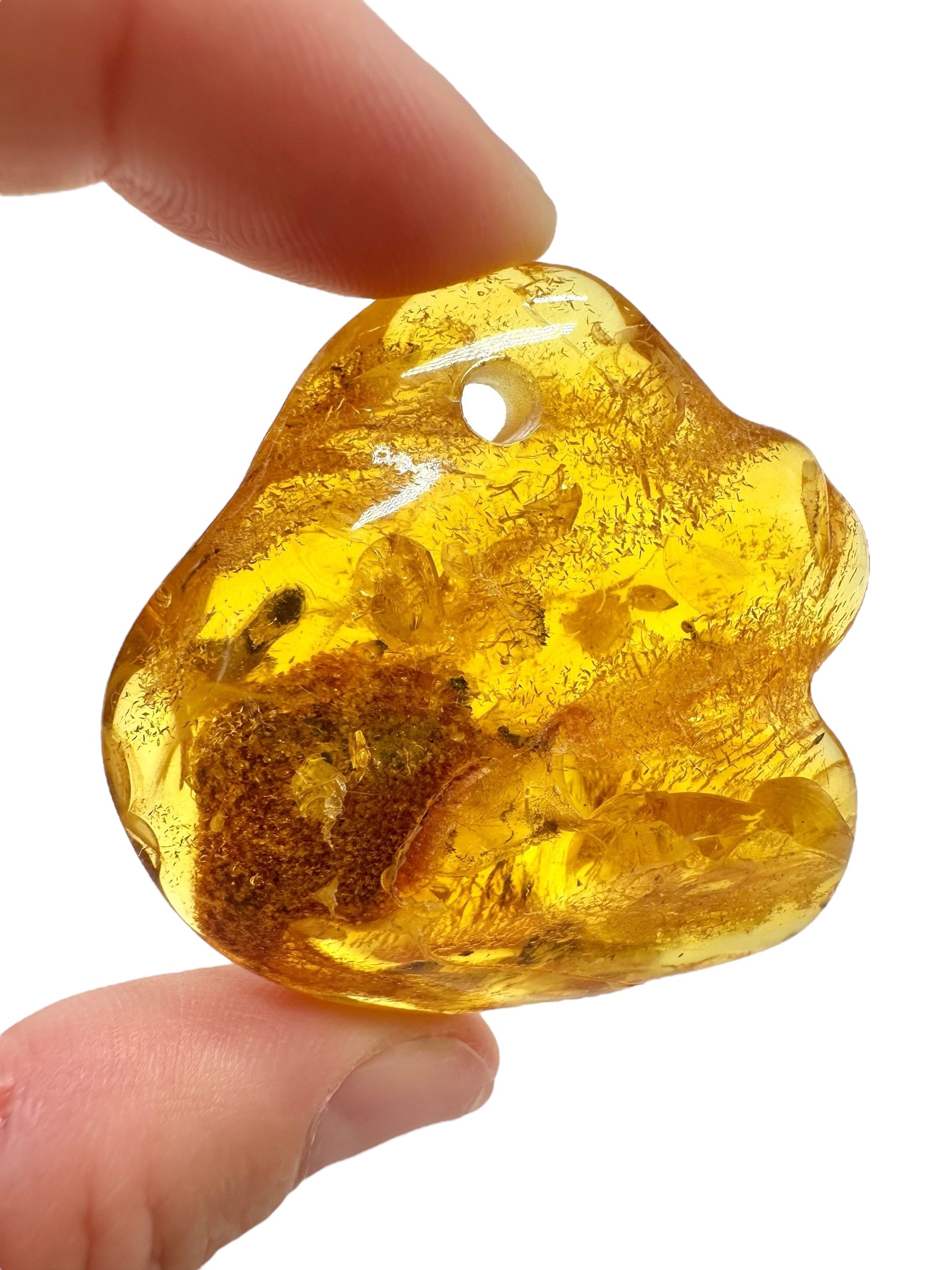 Amber with a drilled hole for hanging 12,9g – Lithuania - JND111