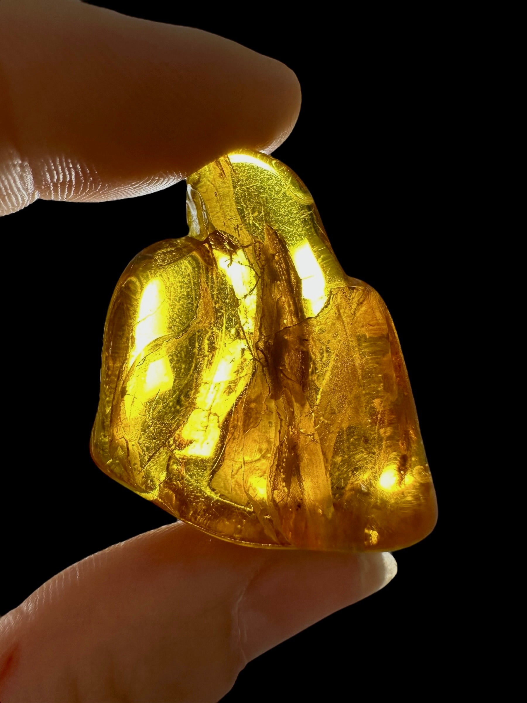 Amber 6,7g – Lithuania - JN690