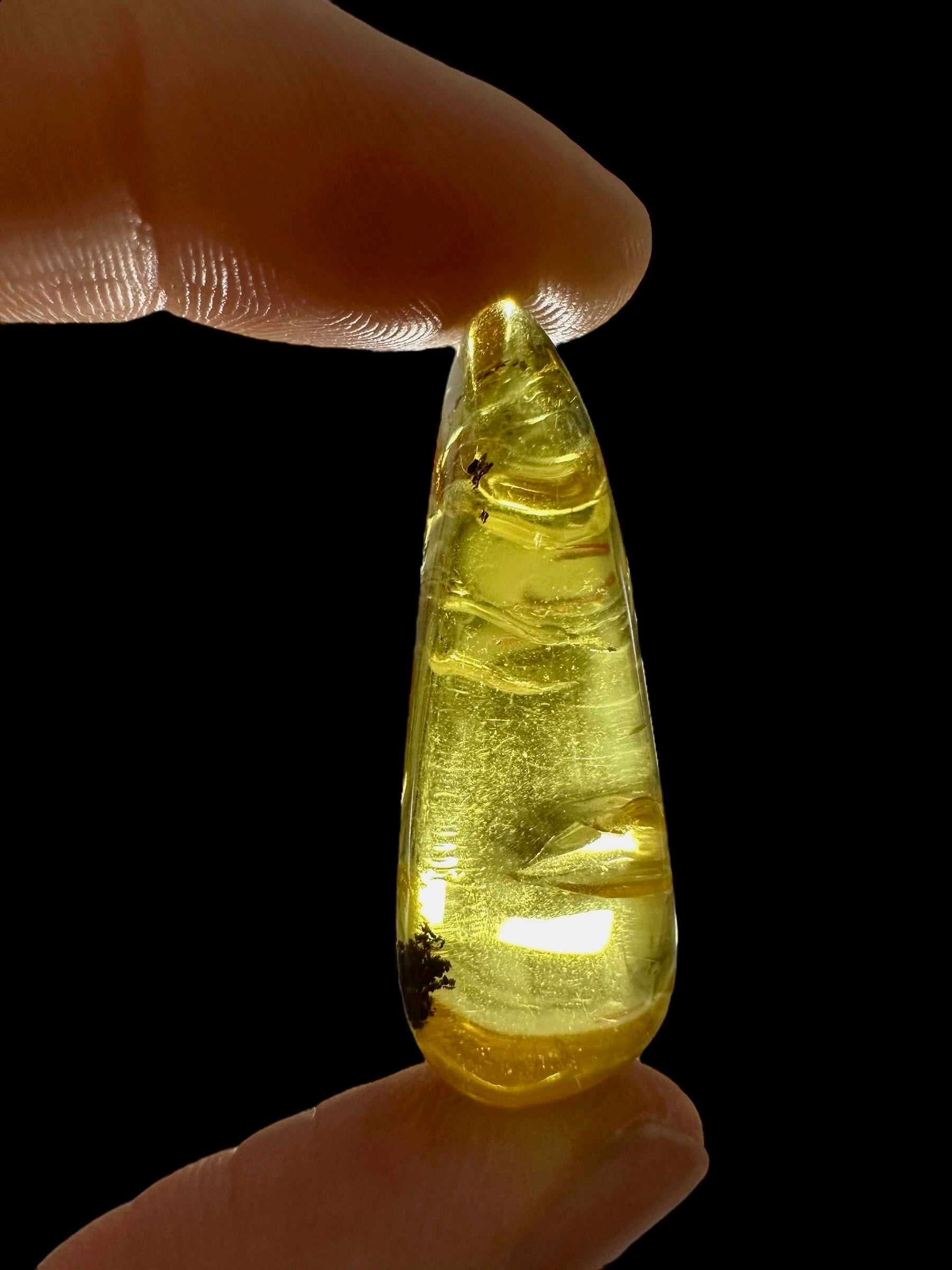 Amber 2,9g – Lithuania - JN710
