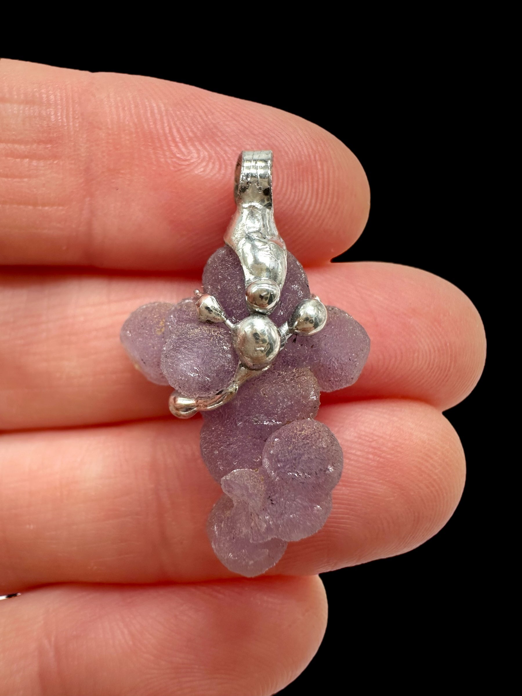 Grape chalcedony pendant