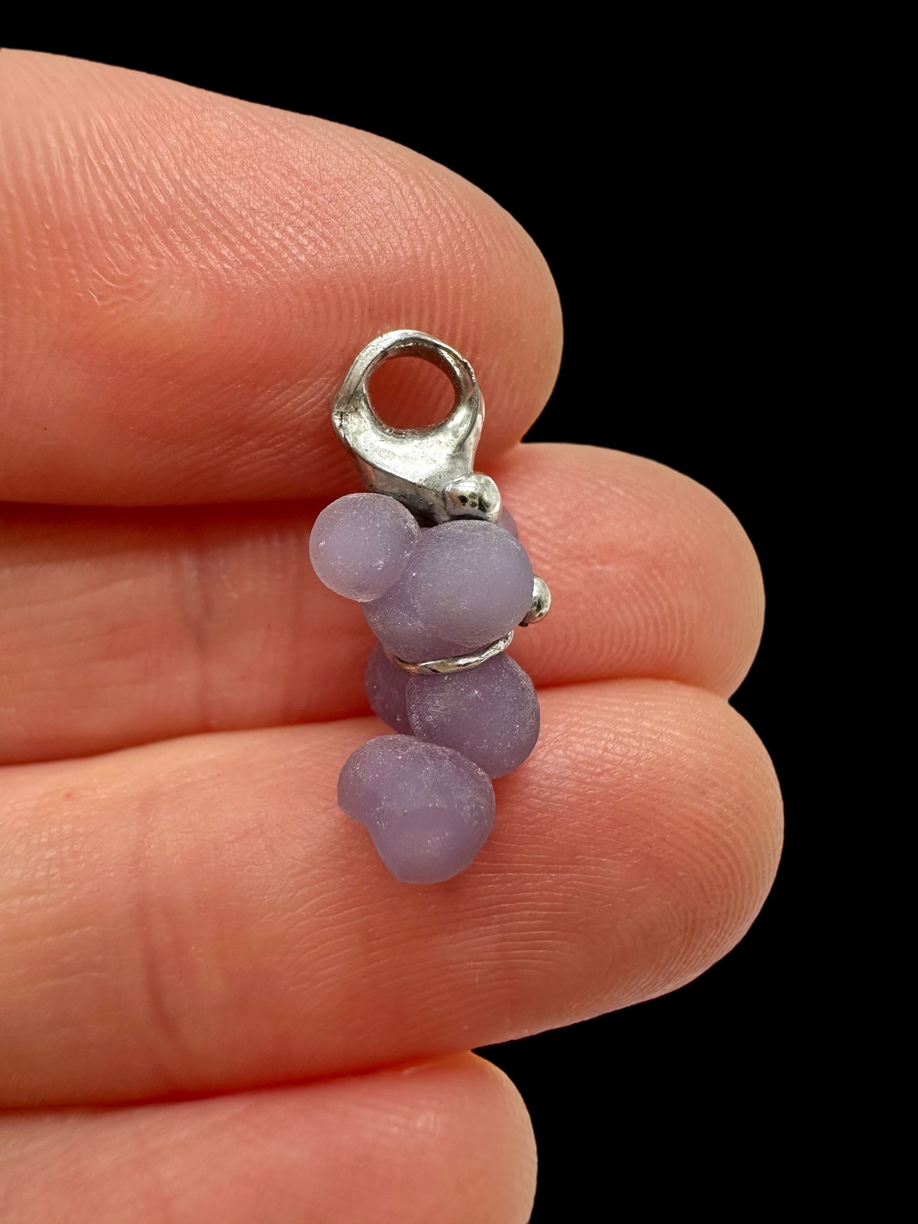 Grape chalcedony pendant - P/HCH95
