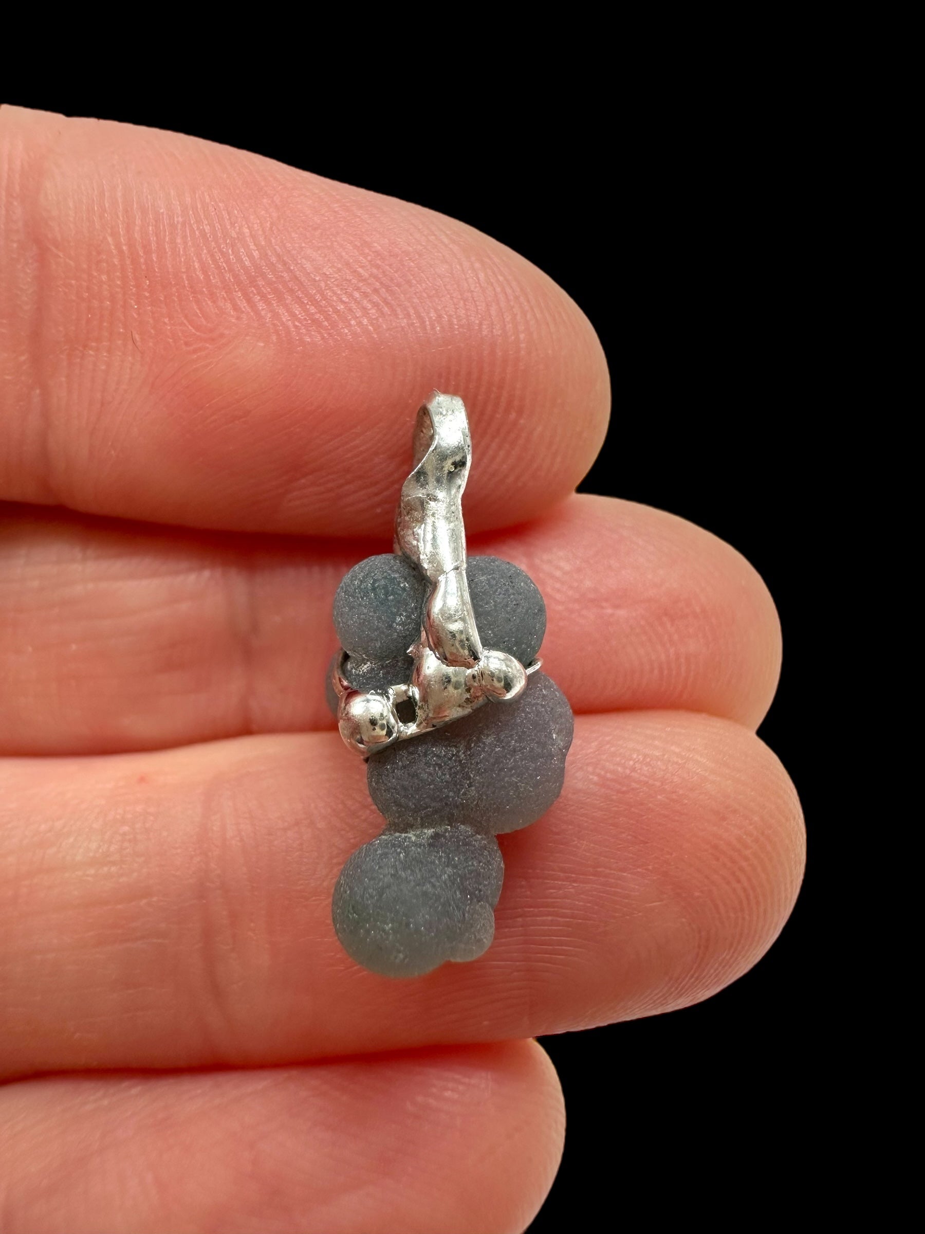 Grape chalcedony pendant - P/HCH98