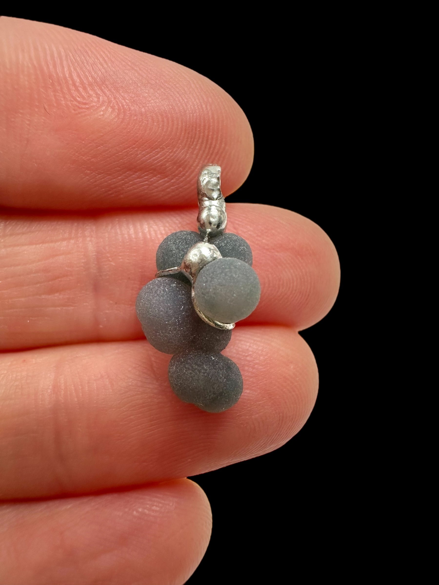 Grape chalcedony pendant