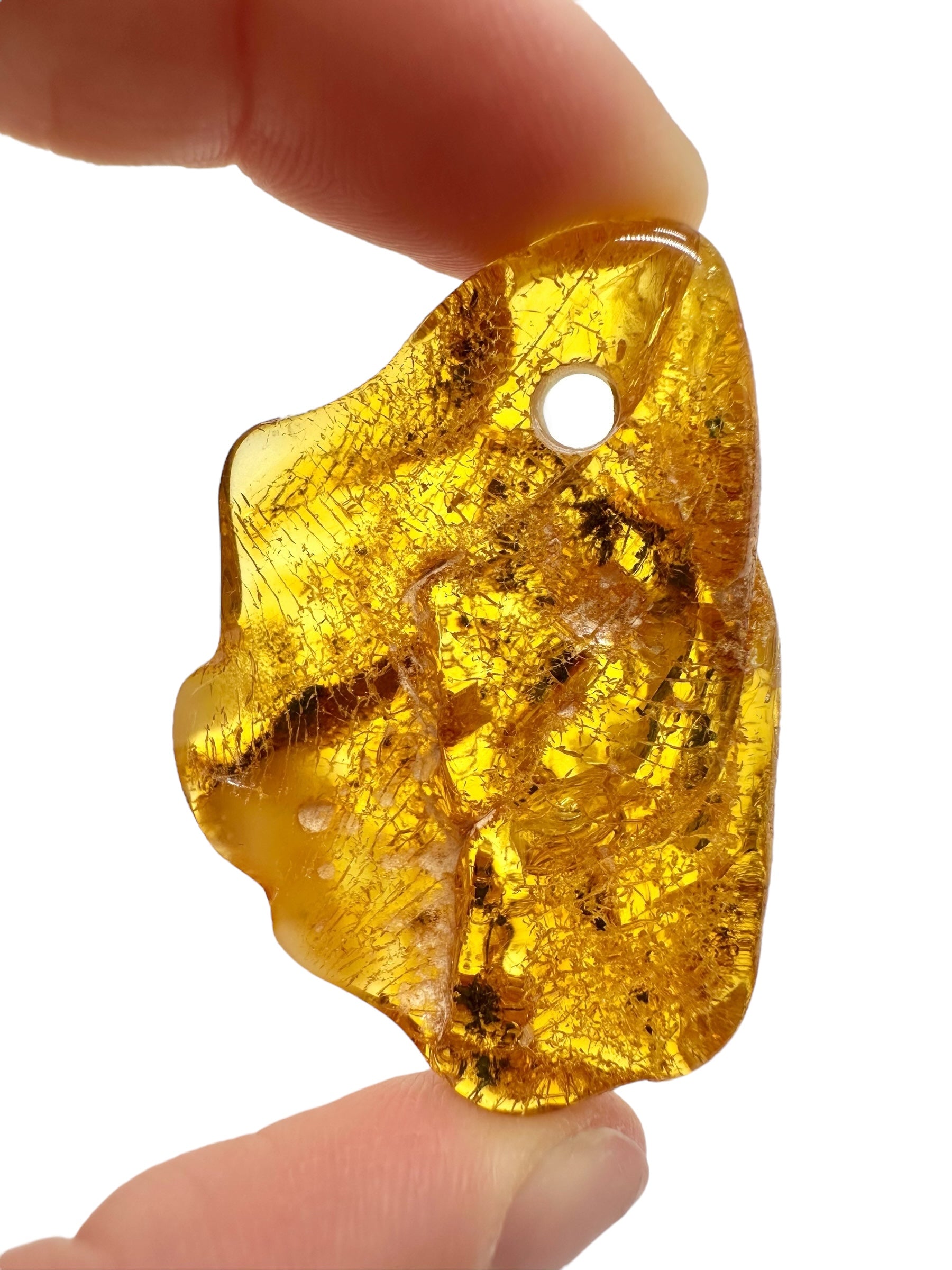 Amber with a drilled hole for hanging 6,5g – Lithuania - JND116