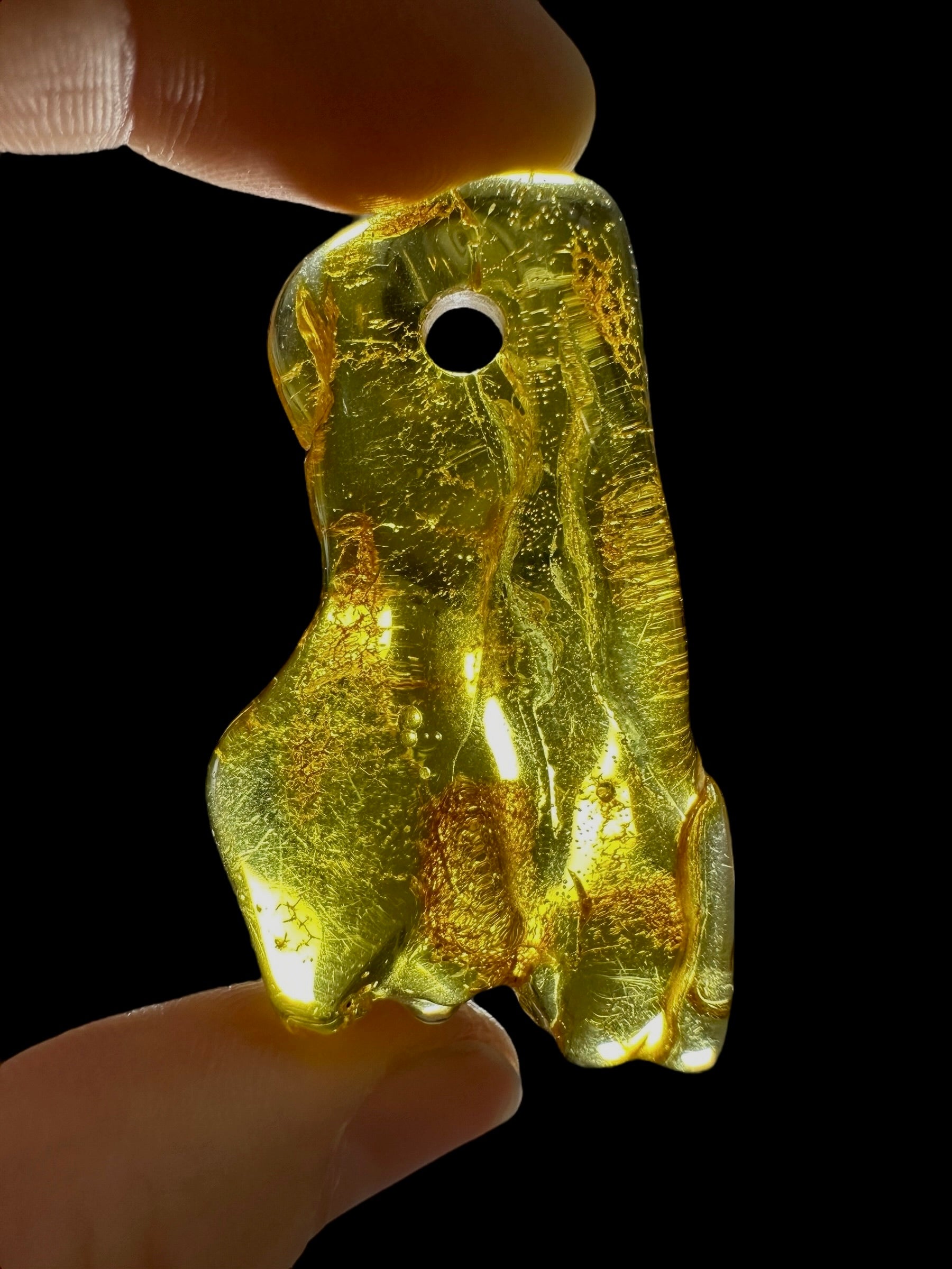 Amber with a drilled hole for hanging 5g – Lithuania - JND117
