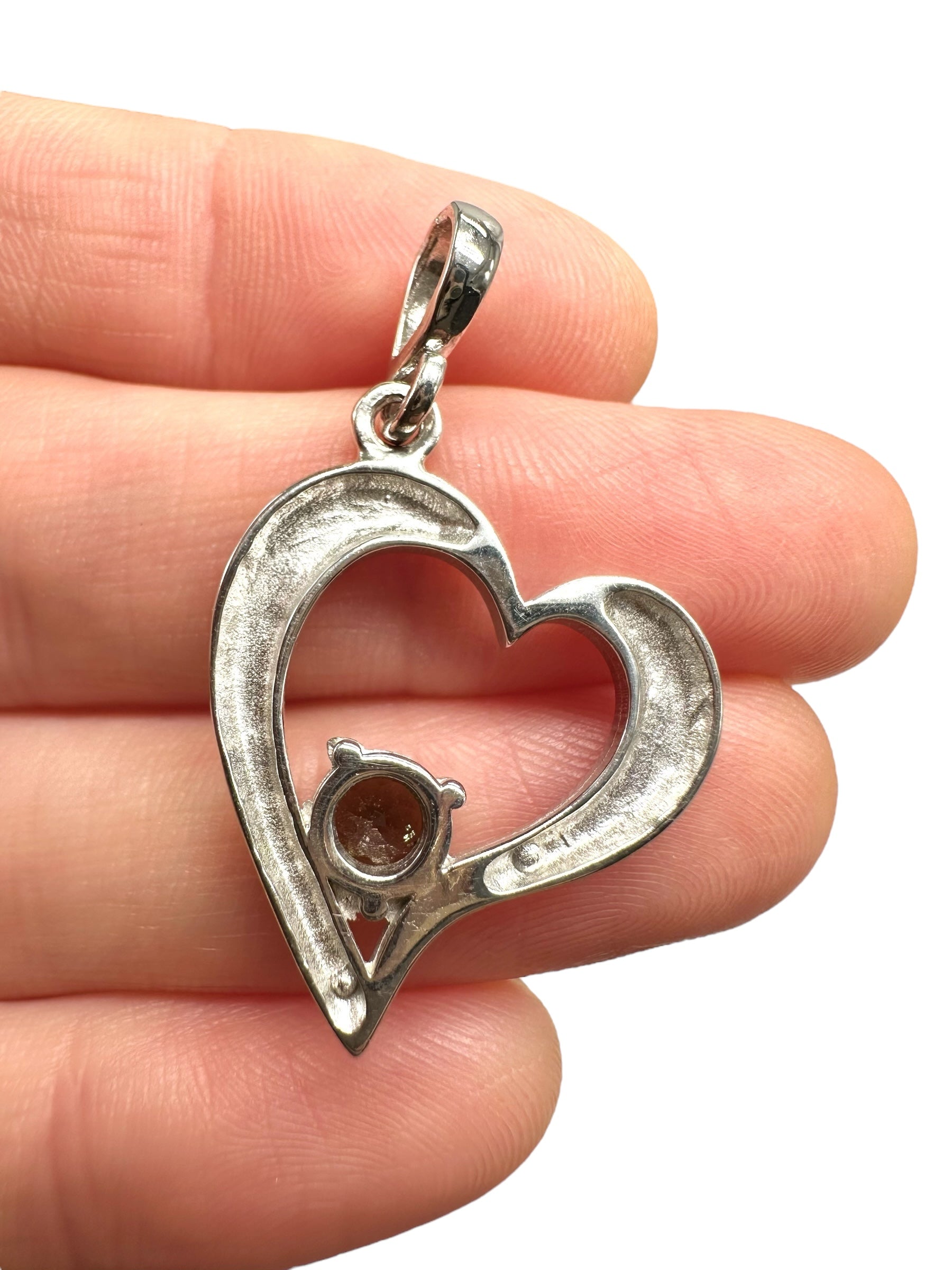 Silver heart-shaped pendant with faceted moldavite - SP/V682