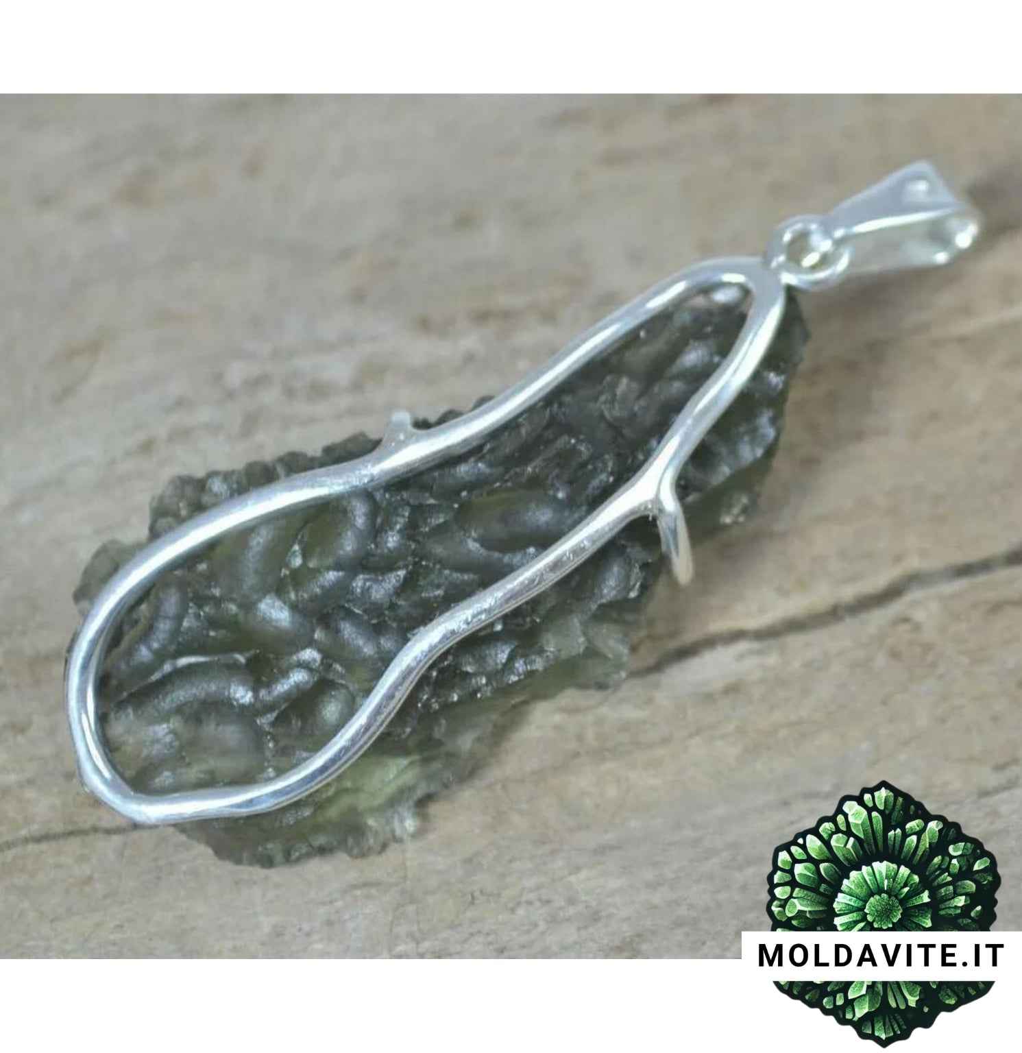 Pendente su misura - MLD69 - Pendente di Lusso in Argento con Moldavite grezza