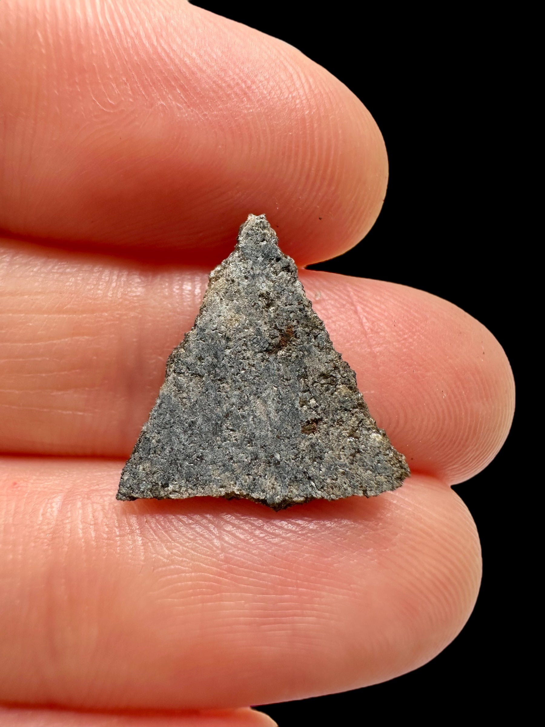 Meteorite Ksar Ghilane 022 – 0,6g – Tunisia - MEKG23