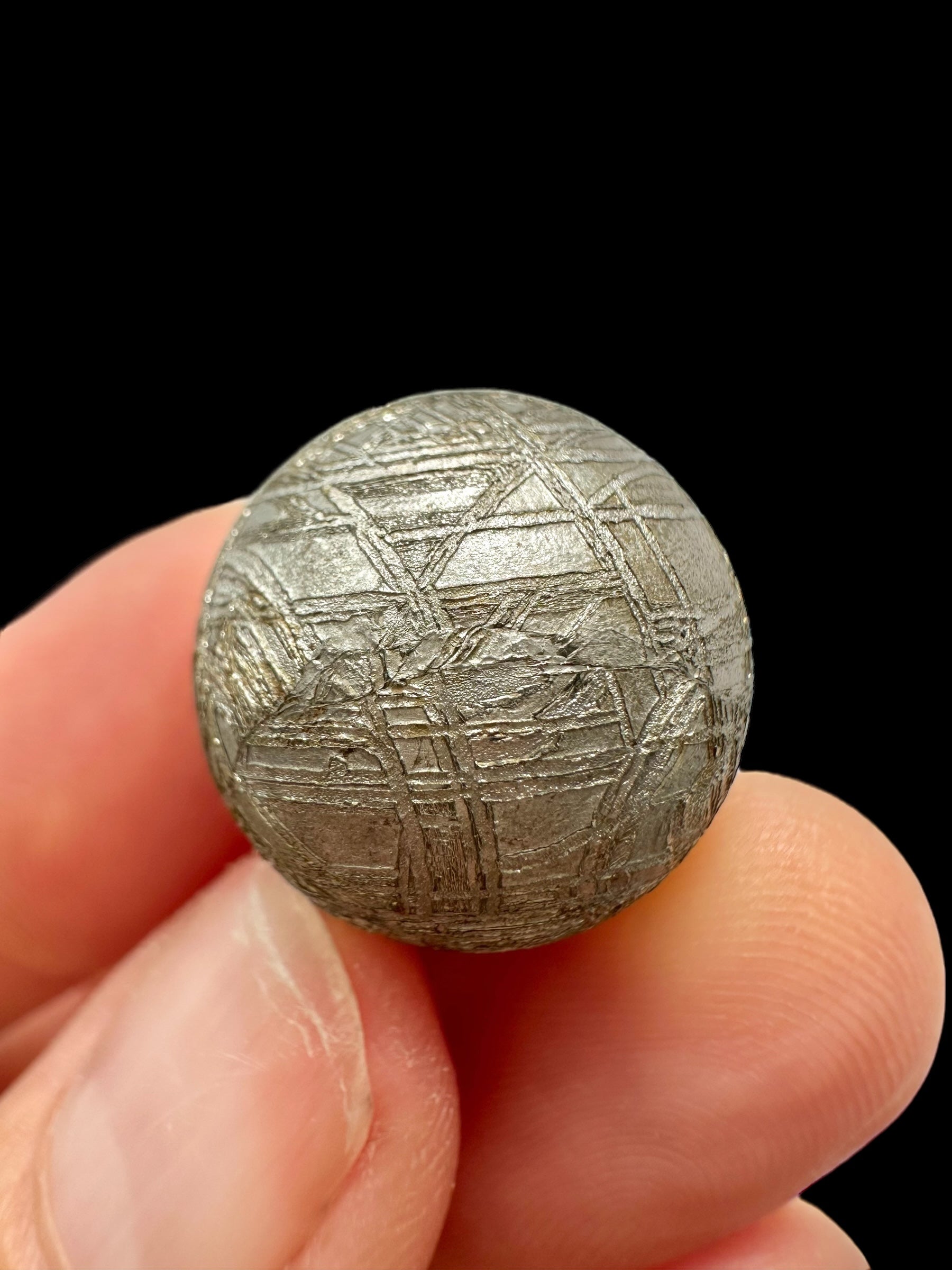 Meteorite Muonionalusta sphere 1,8cm – Norrbotten, Sweden - MEMO88