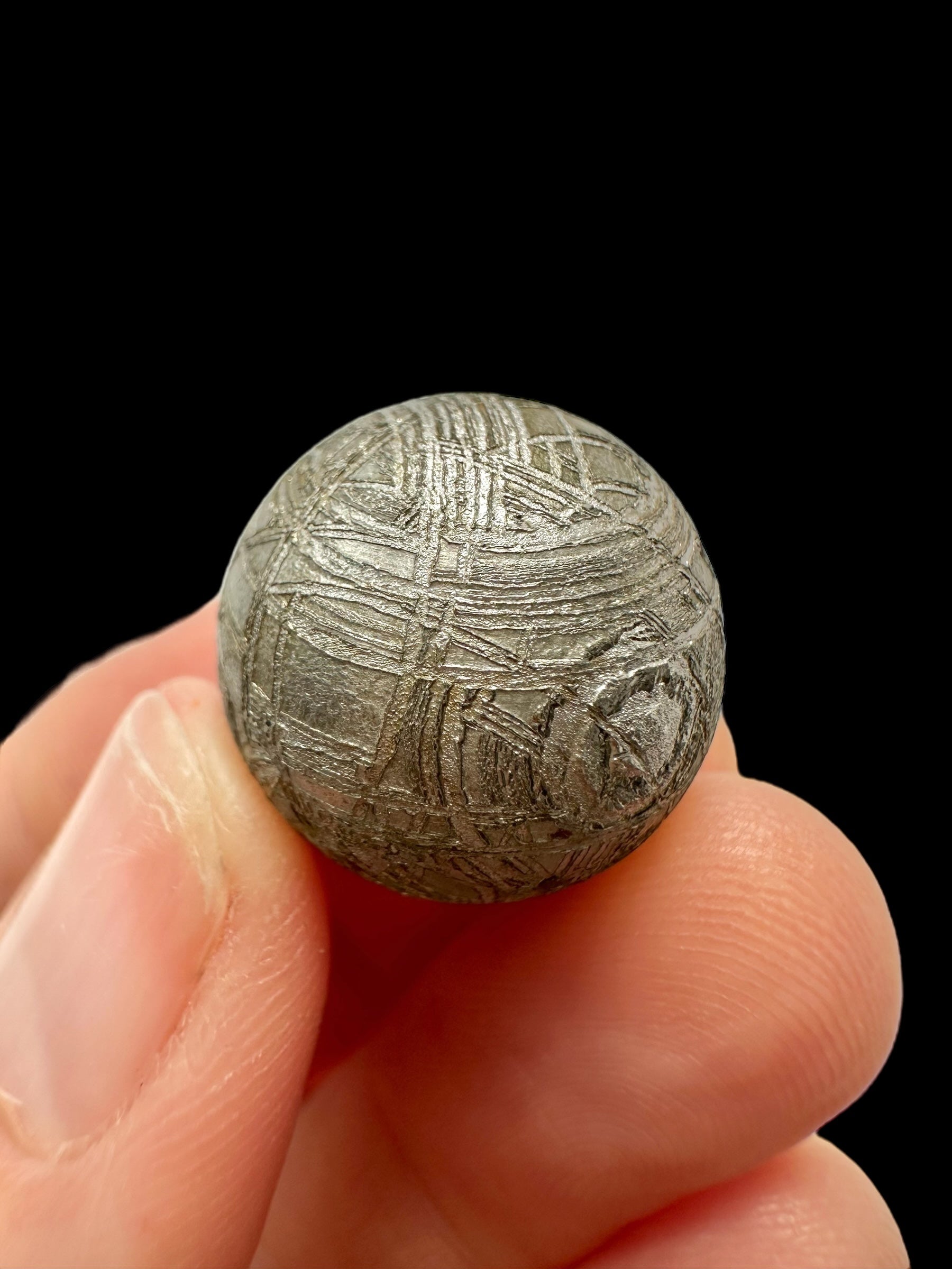 Meteorite Muonionalusta sphere 1,8cm – Norrbotten, Sweden - MEMO88