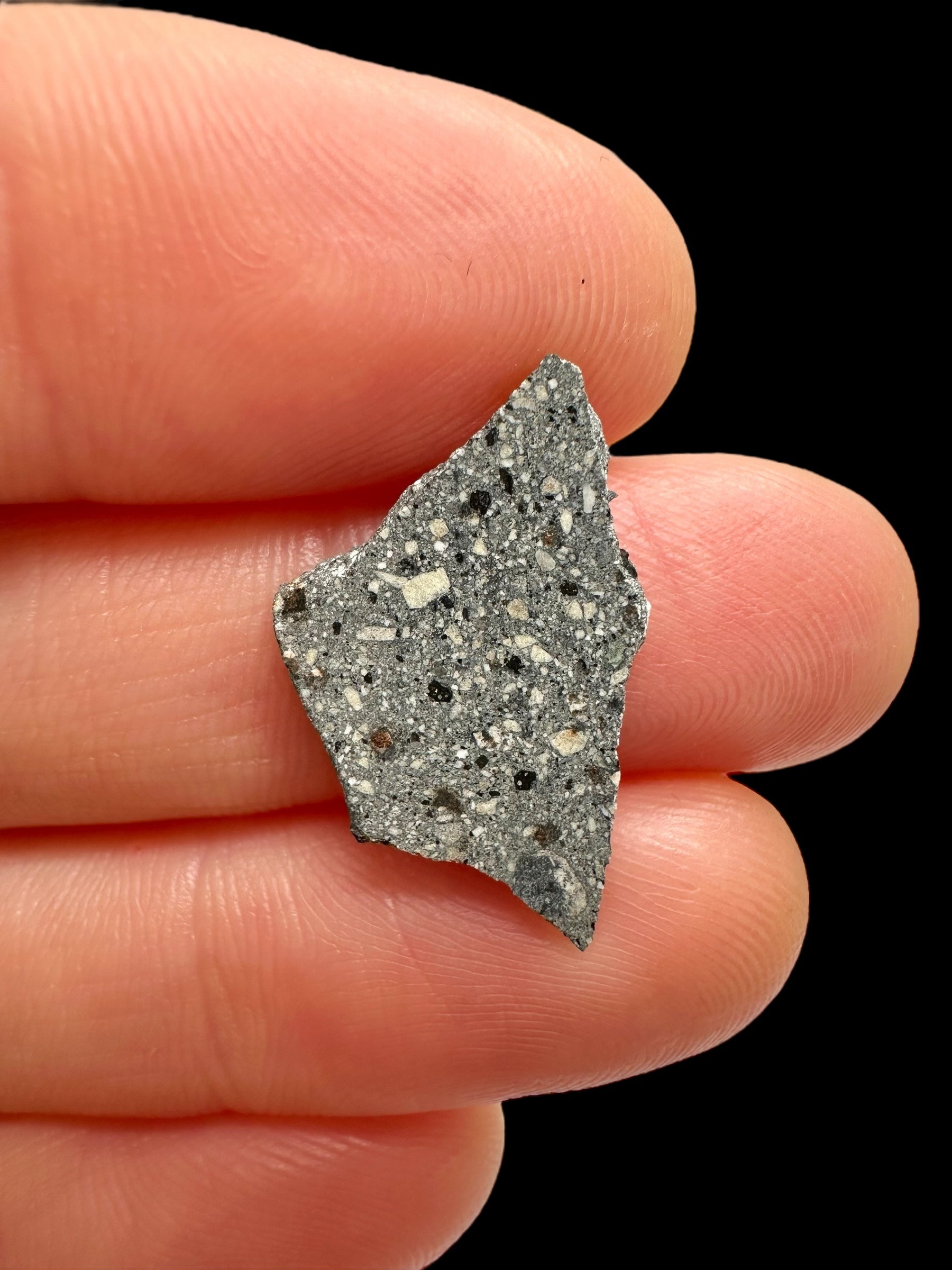 Meteorite NWA 15682 – 0,5g – Northwest Africa - MENWE02