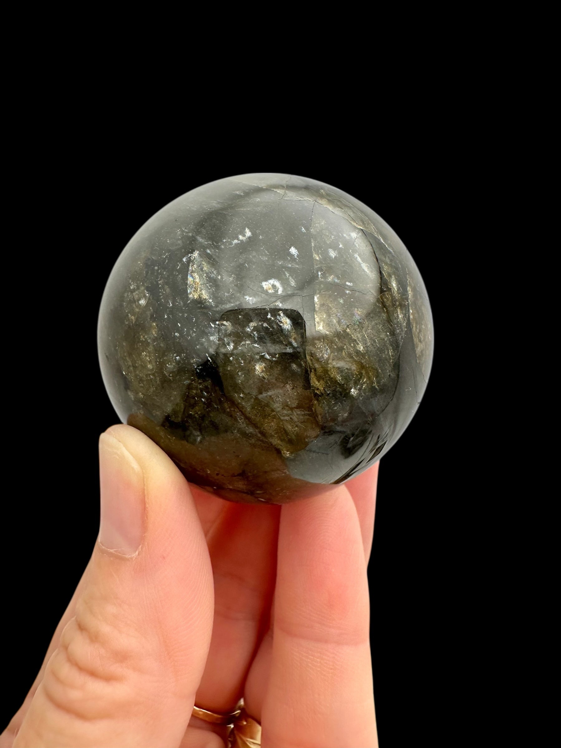 Labradorite sphere – Madagascar - L043