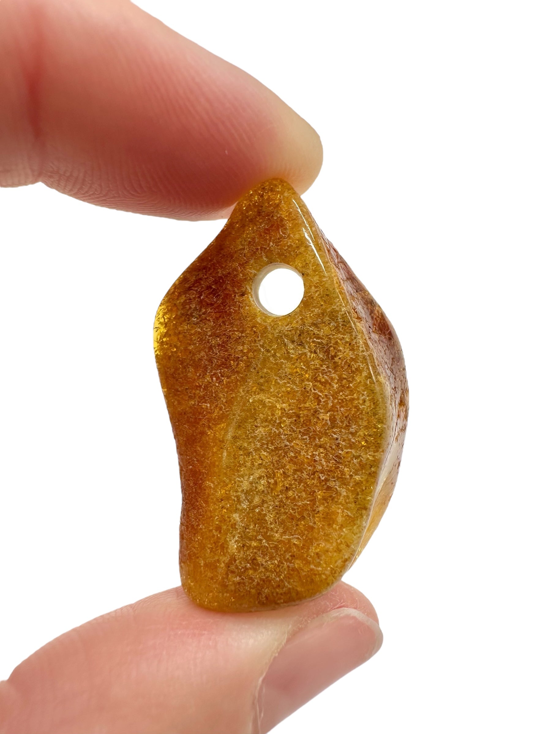 Amber with a drilled hole for hanging 3,3g – Lithuania - JND118