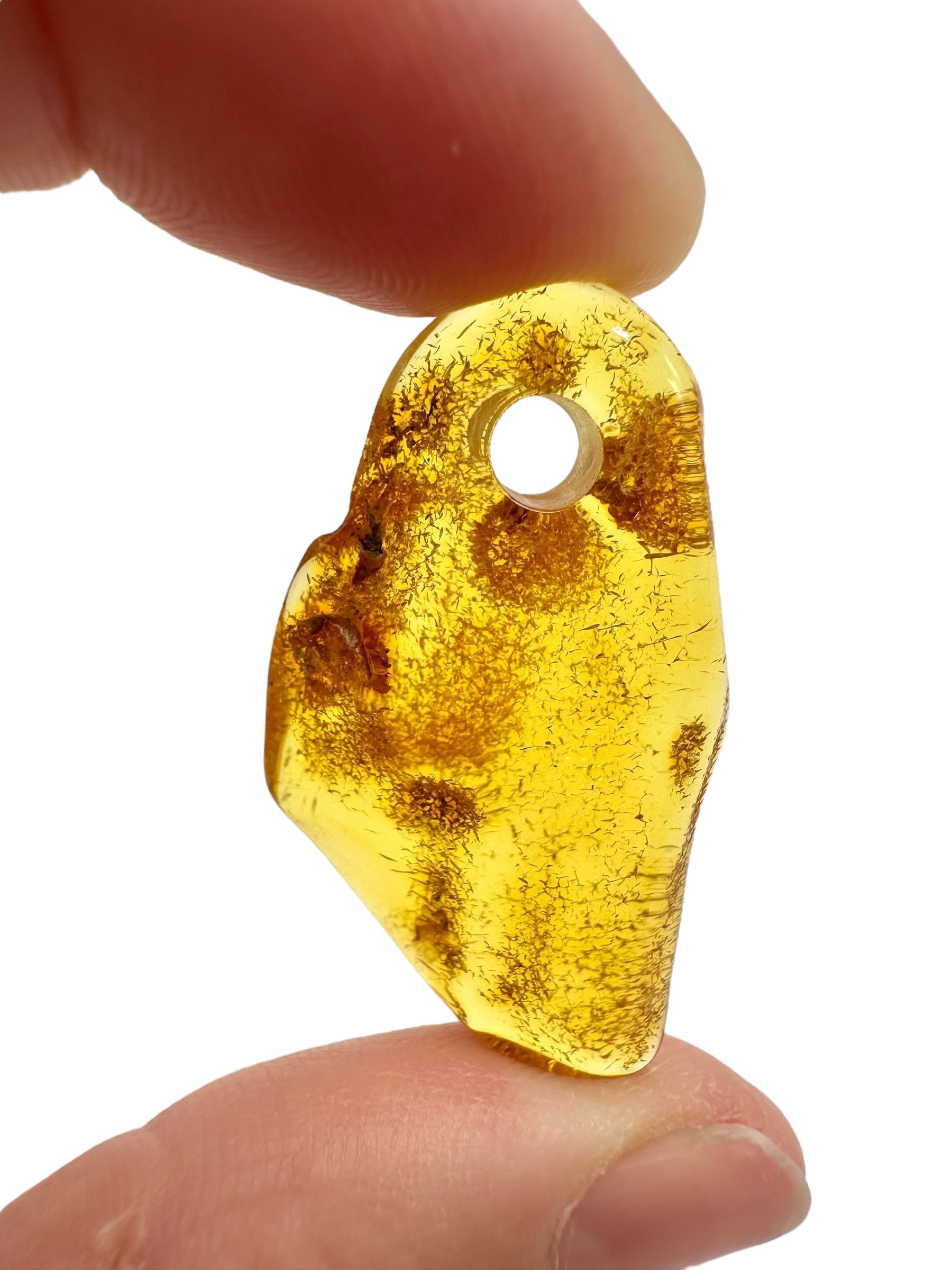 Amber with a drilled hole for hanging 2,5g – Lithuania - JND119