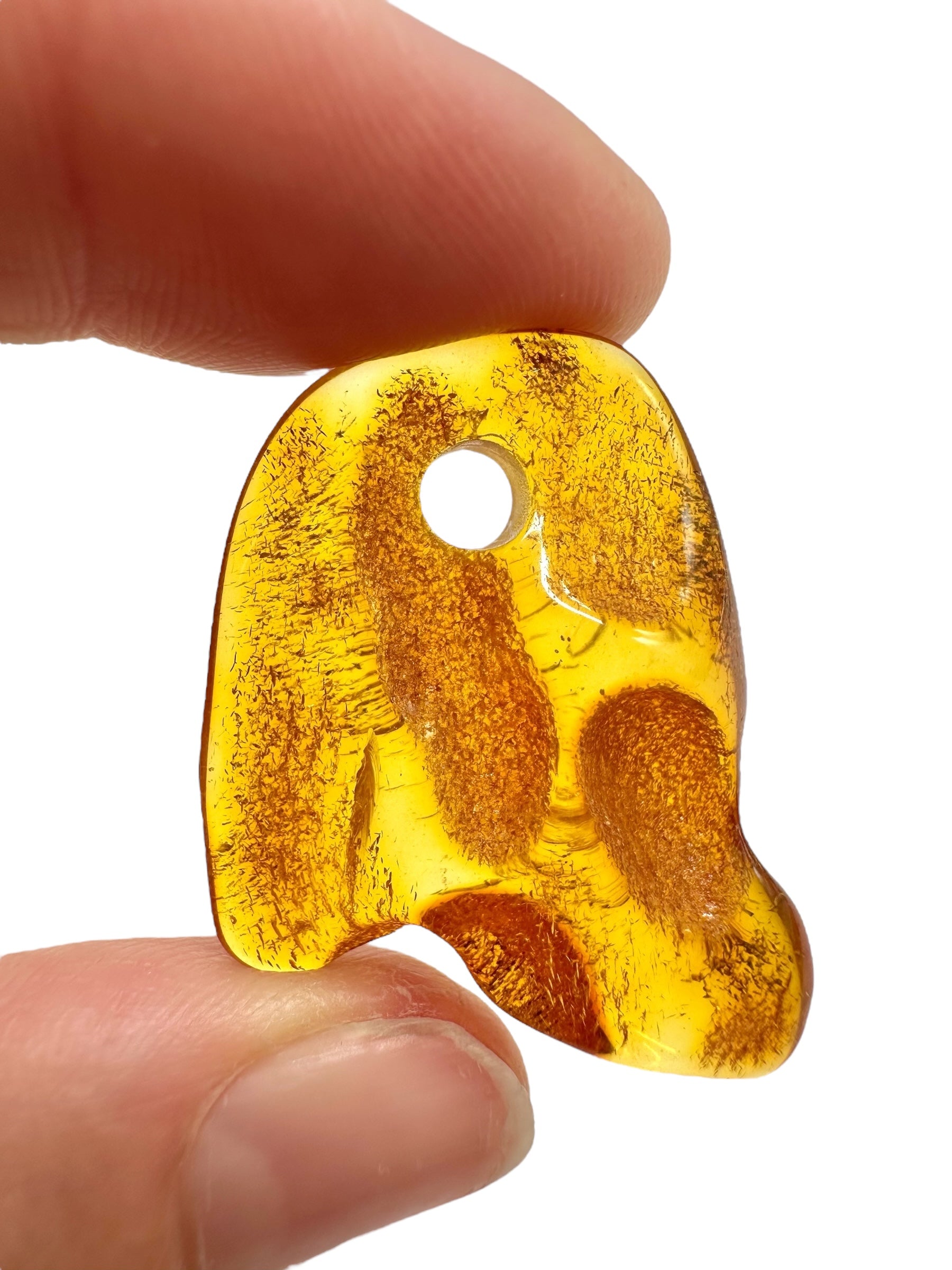Amber with a drilled hole for hanging 2,6g – Lithuania - JND125