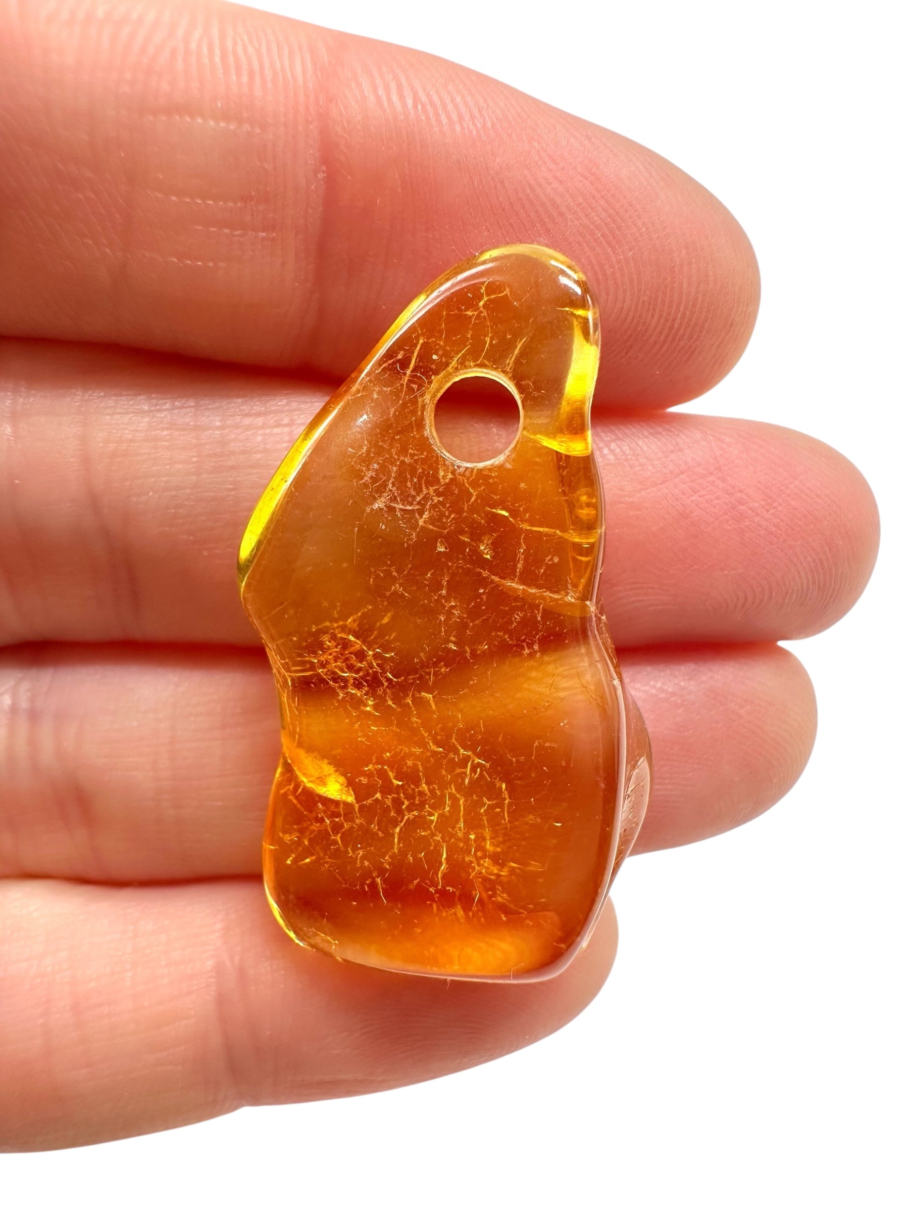 Amber with a drilled hole for hanging 3,1g – Lithuania - JND126